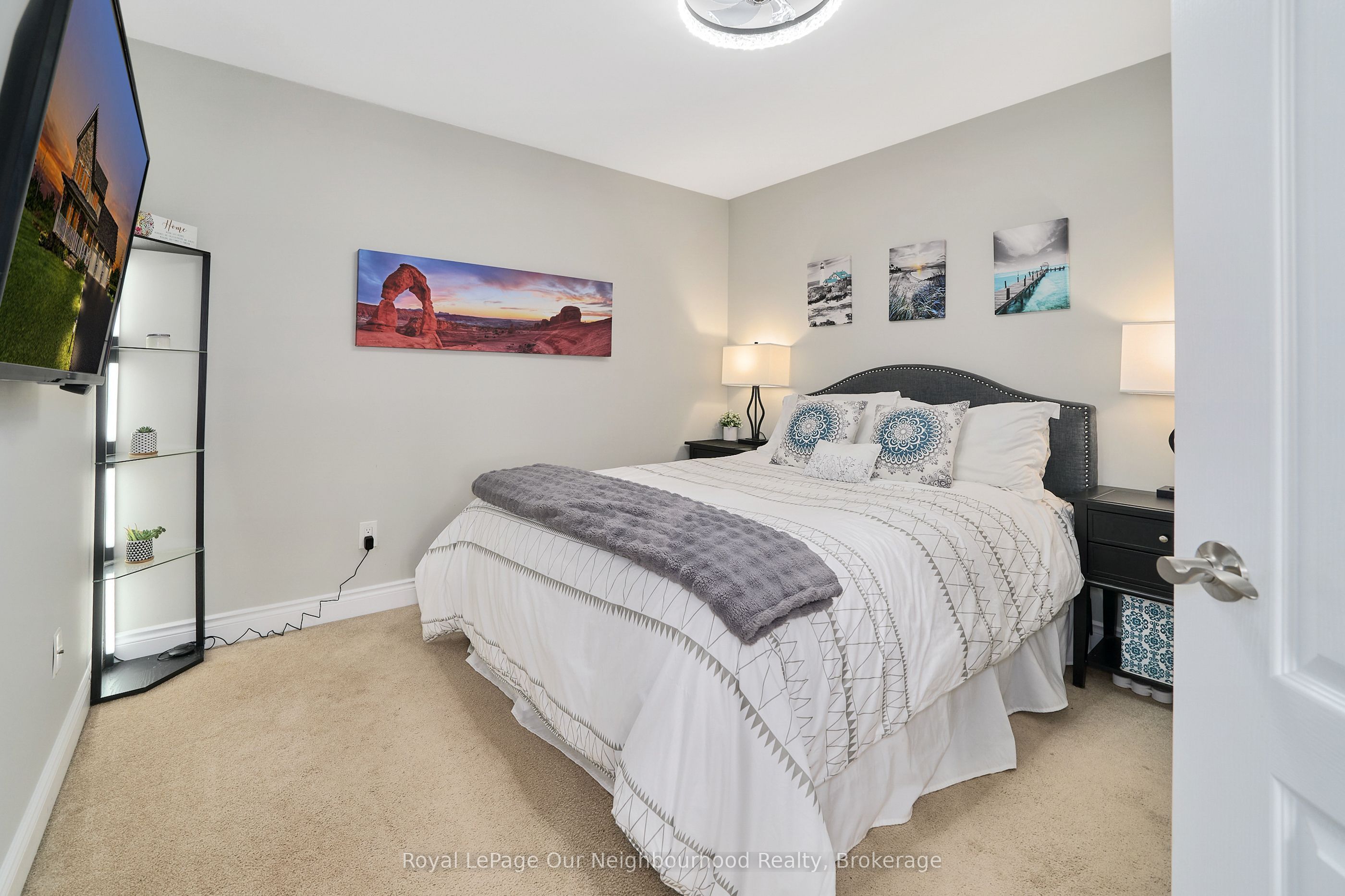 2317 Hillview Drive Property Photo 22