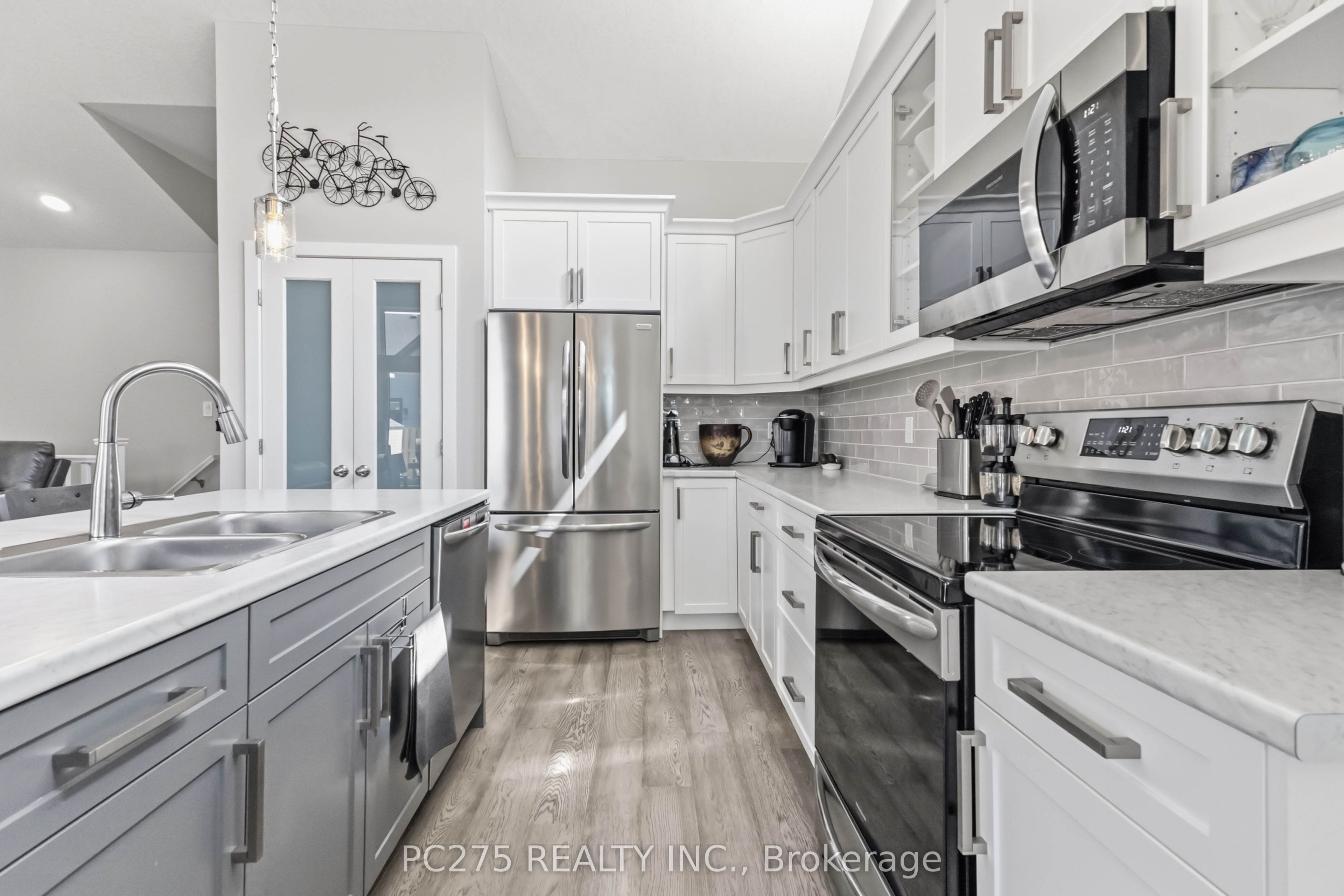 246 Hill Street Property Photo 11