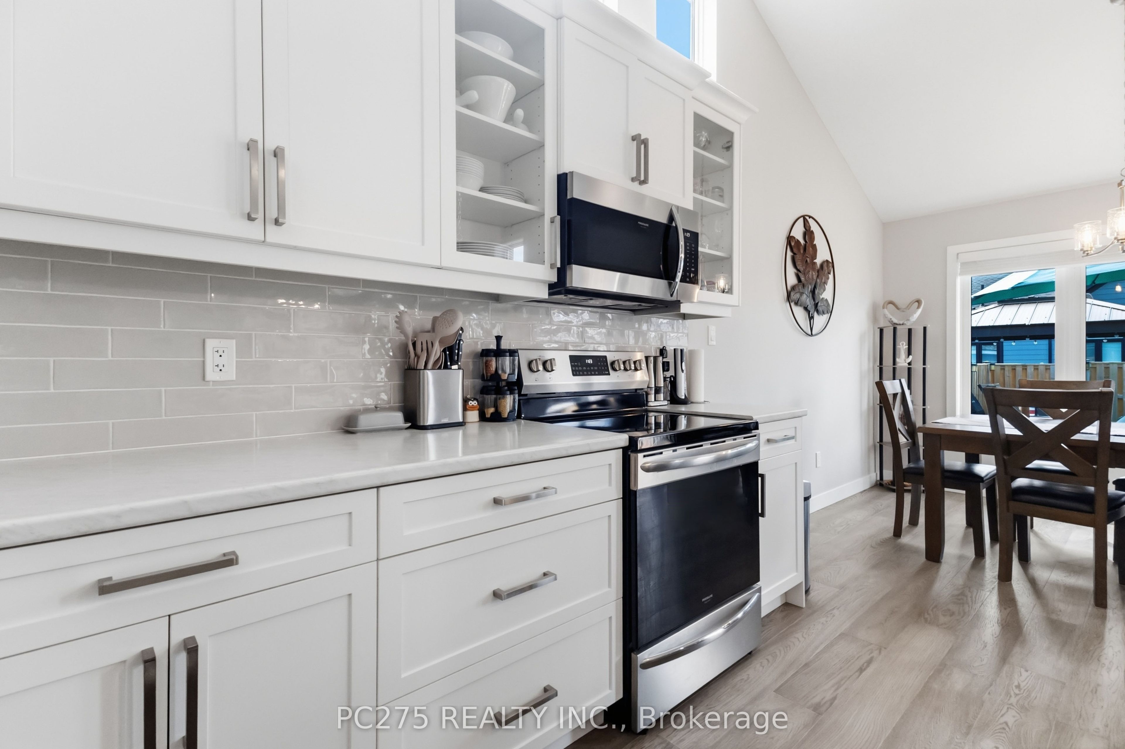 246 Hill Street Property Photo 15