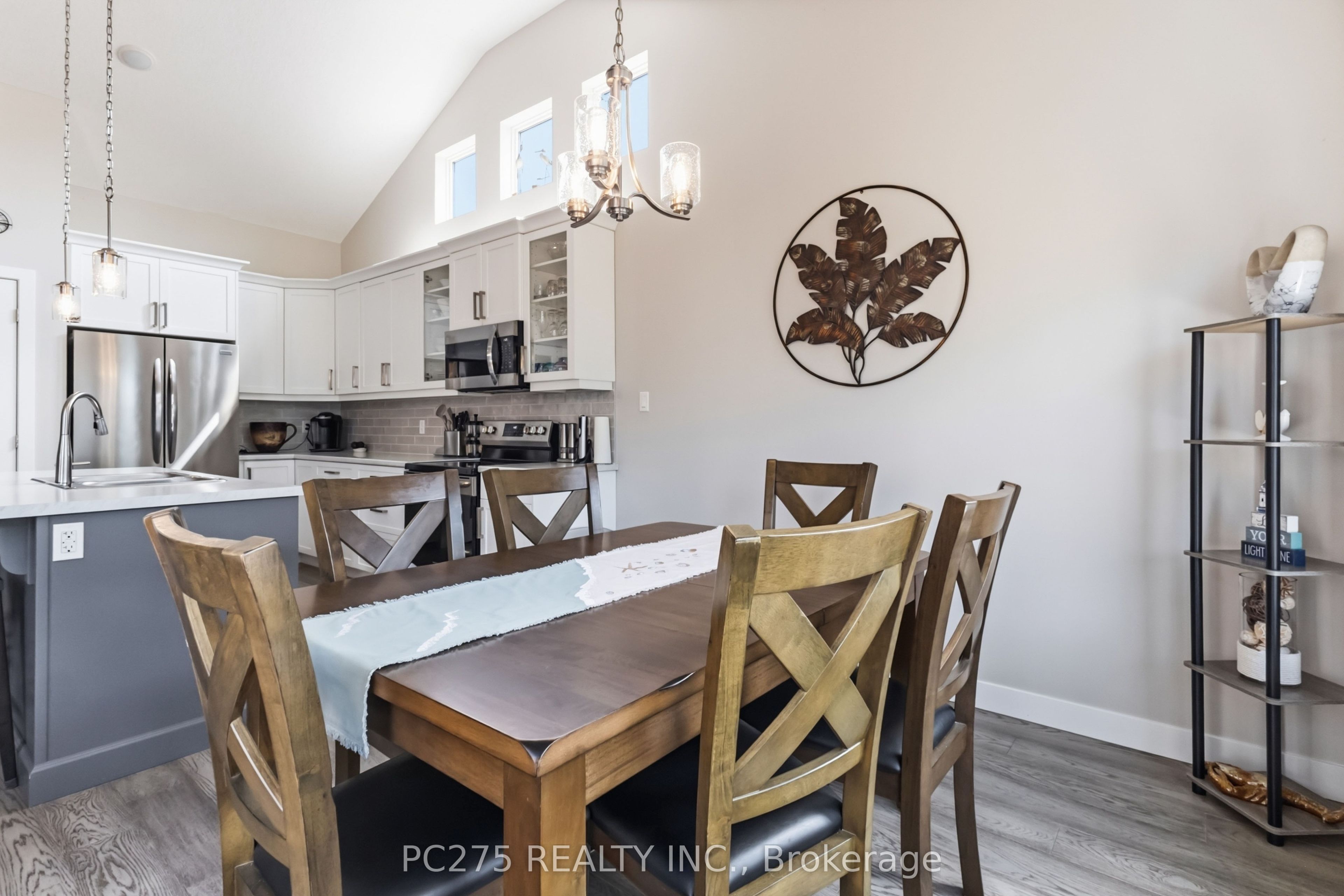246 Hill Street Property Photo 18