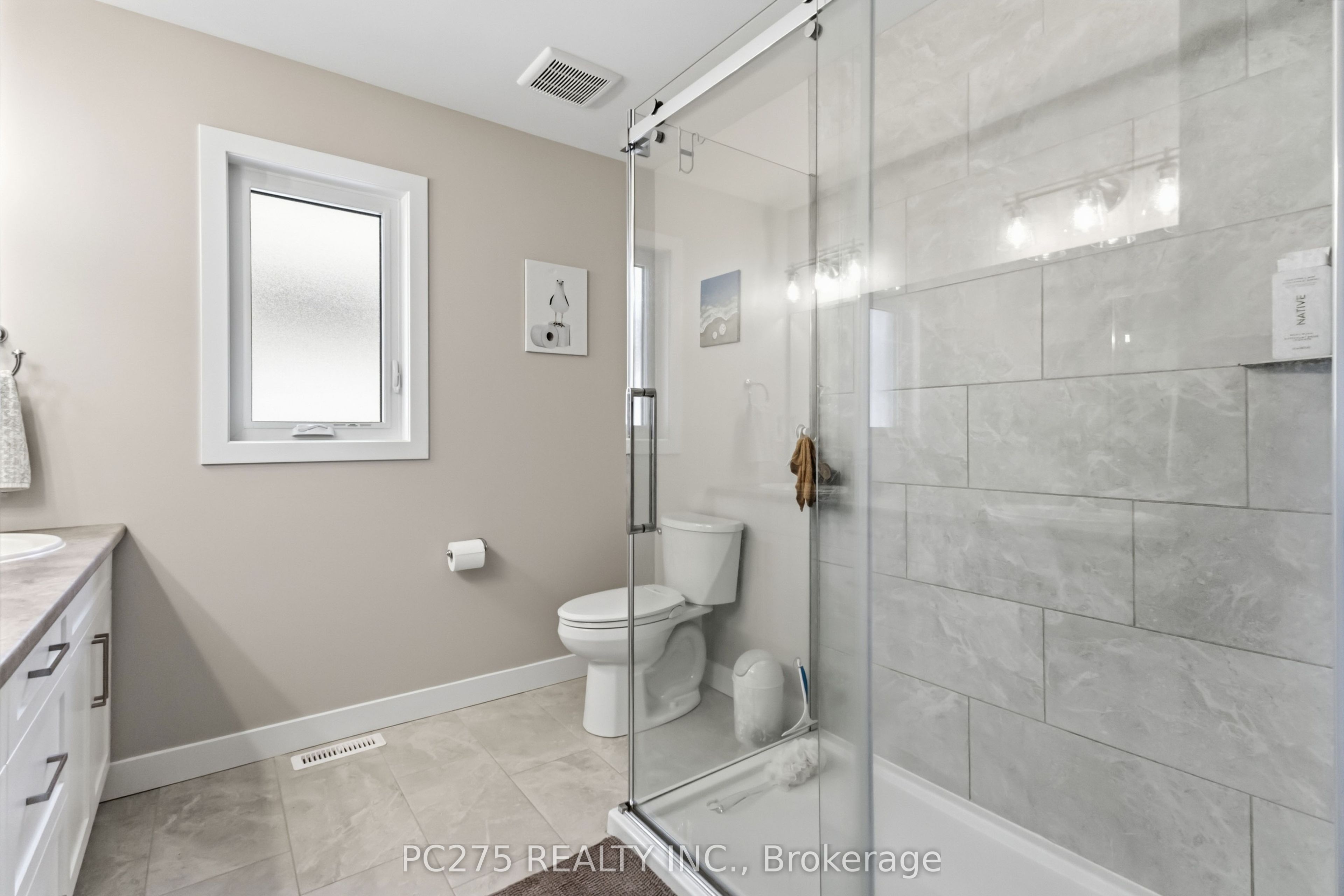 246 Hill Street Property Photo 25
