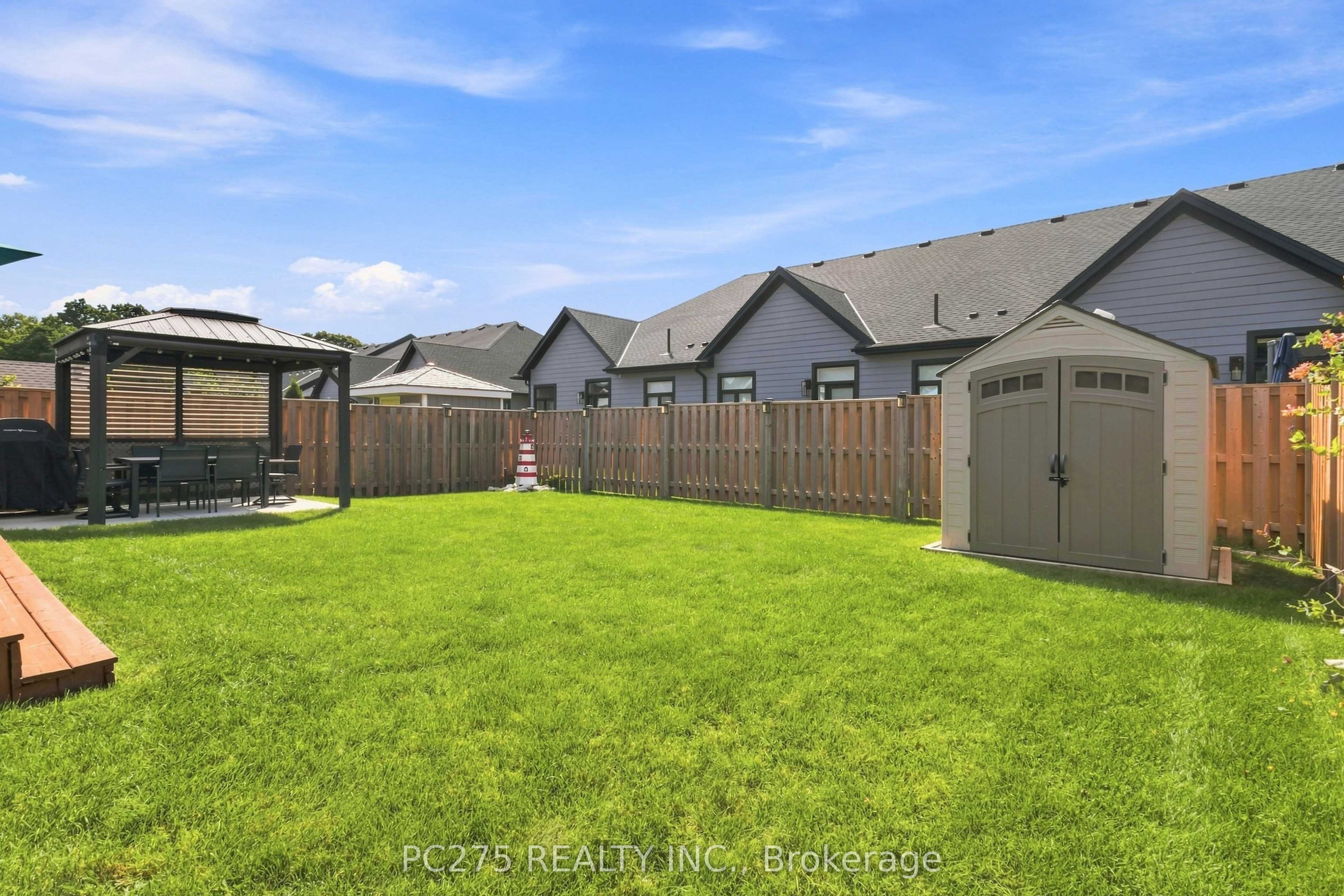 246 Hill Street Property Photo 33