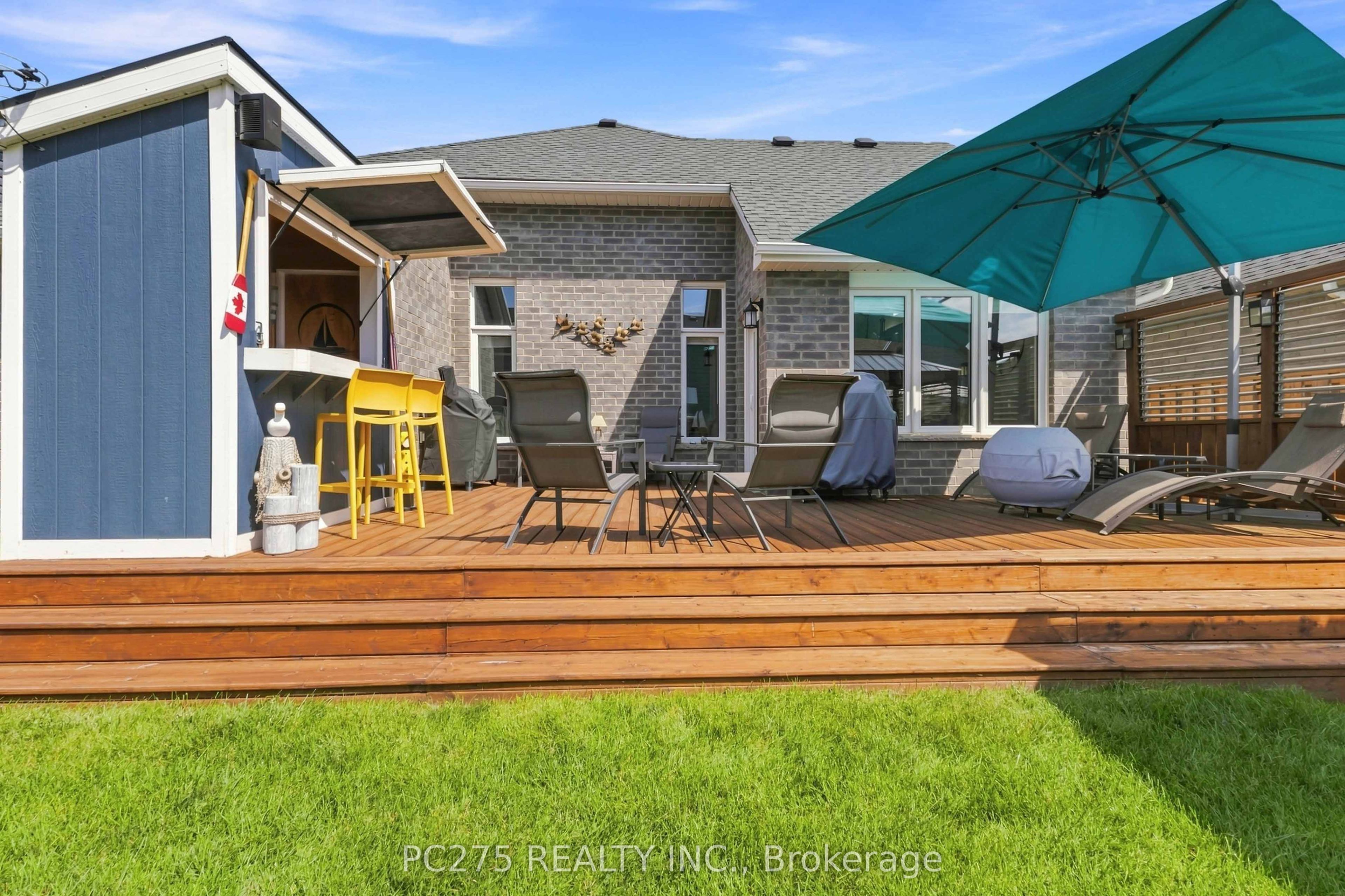246 Hill Street Property Photo 37