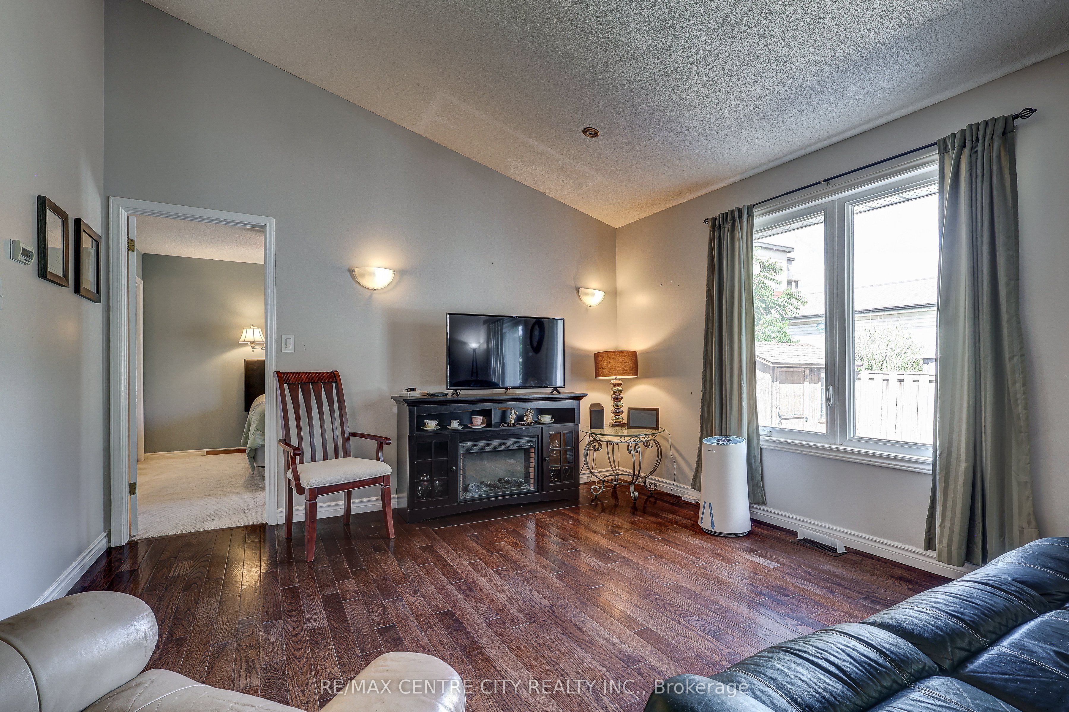 12 Second Avenue Property Photo 30