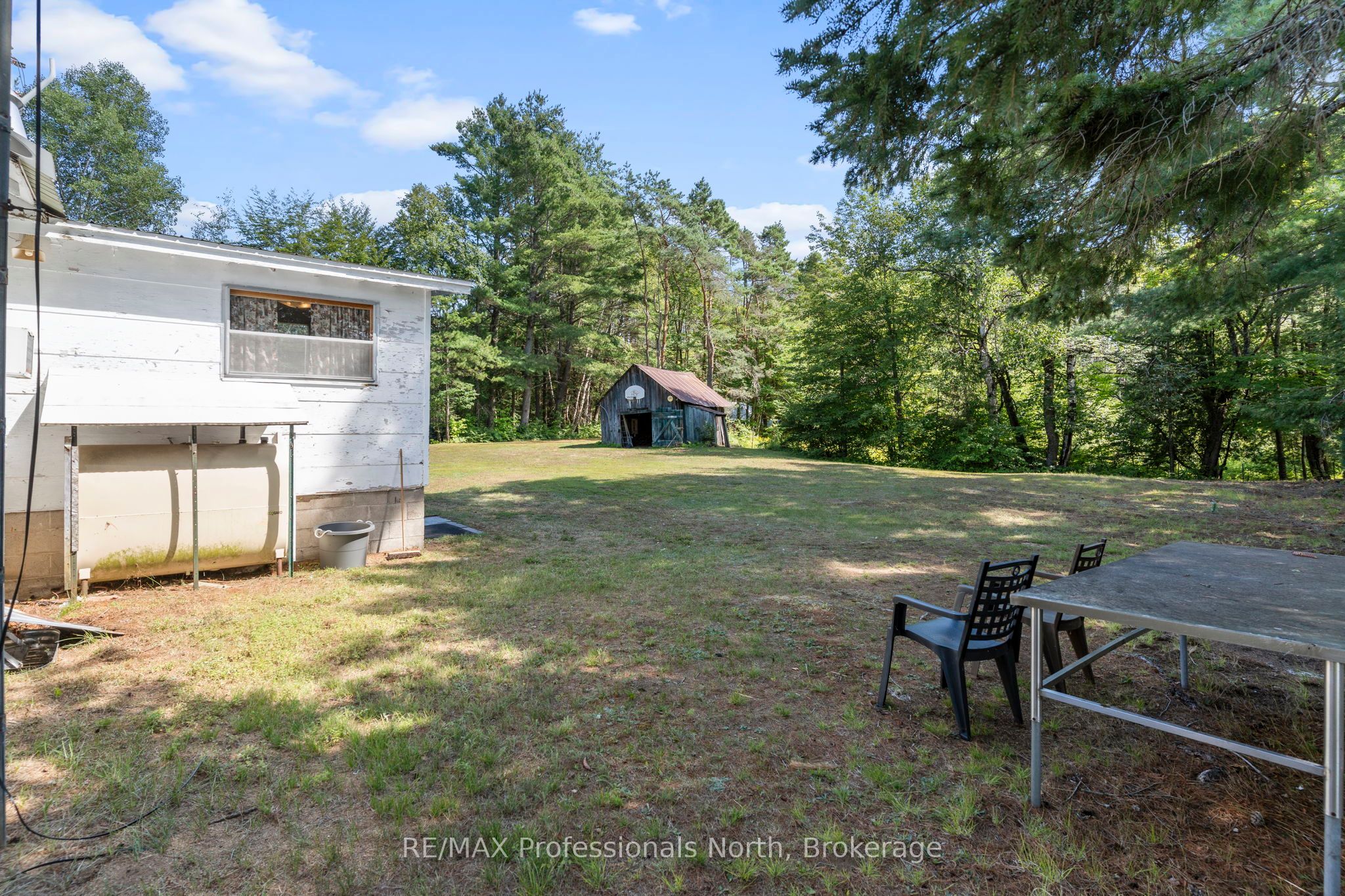 1014 Log Cabin Lane Property Photo 25