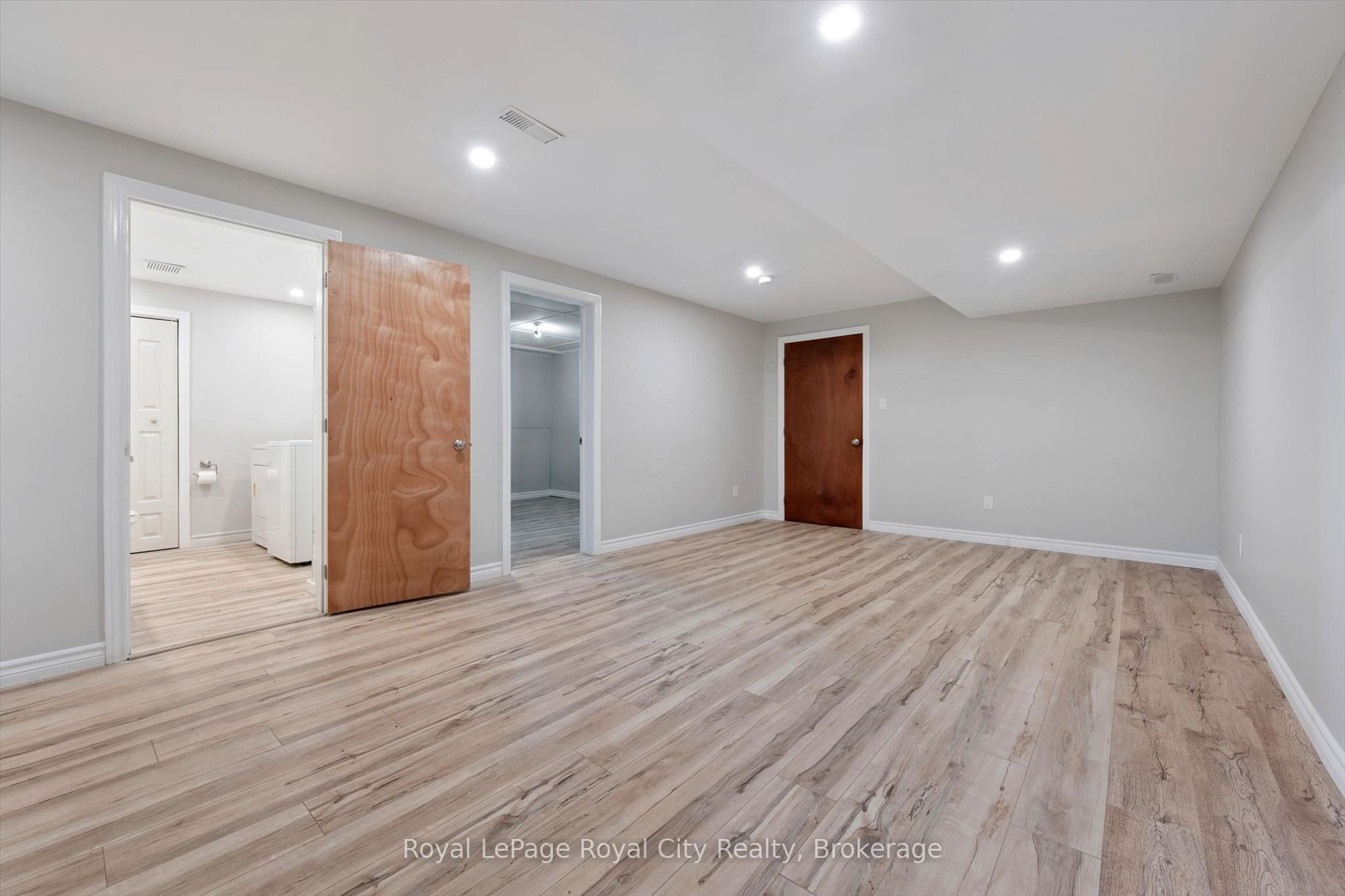 7689 Second Line Property Photo 25