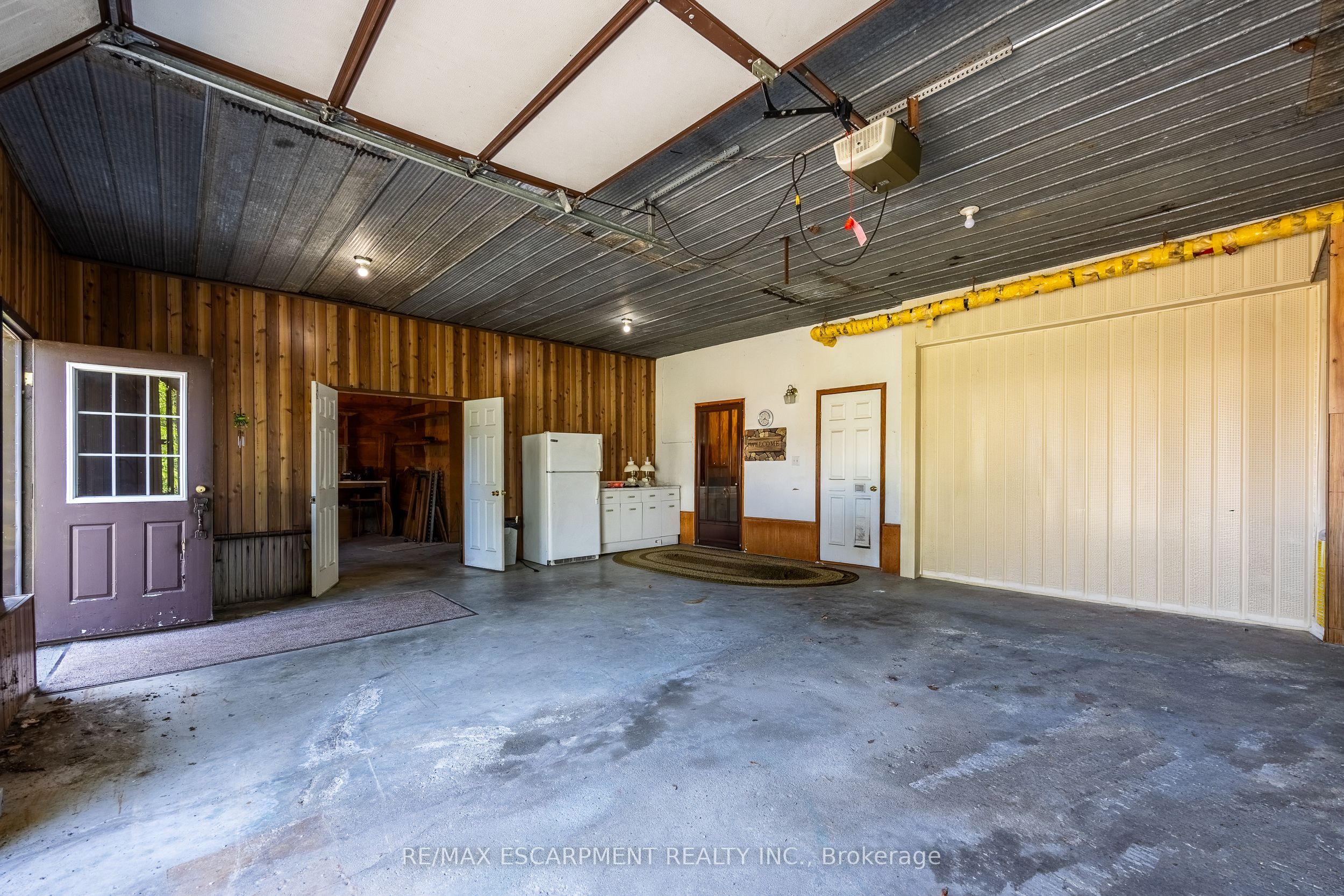 1032 Main Street Property Photo 25