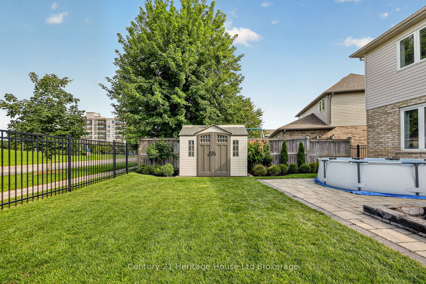 783 Frontenac Crescent Property Photo 44