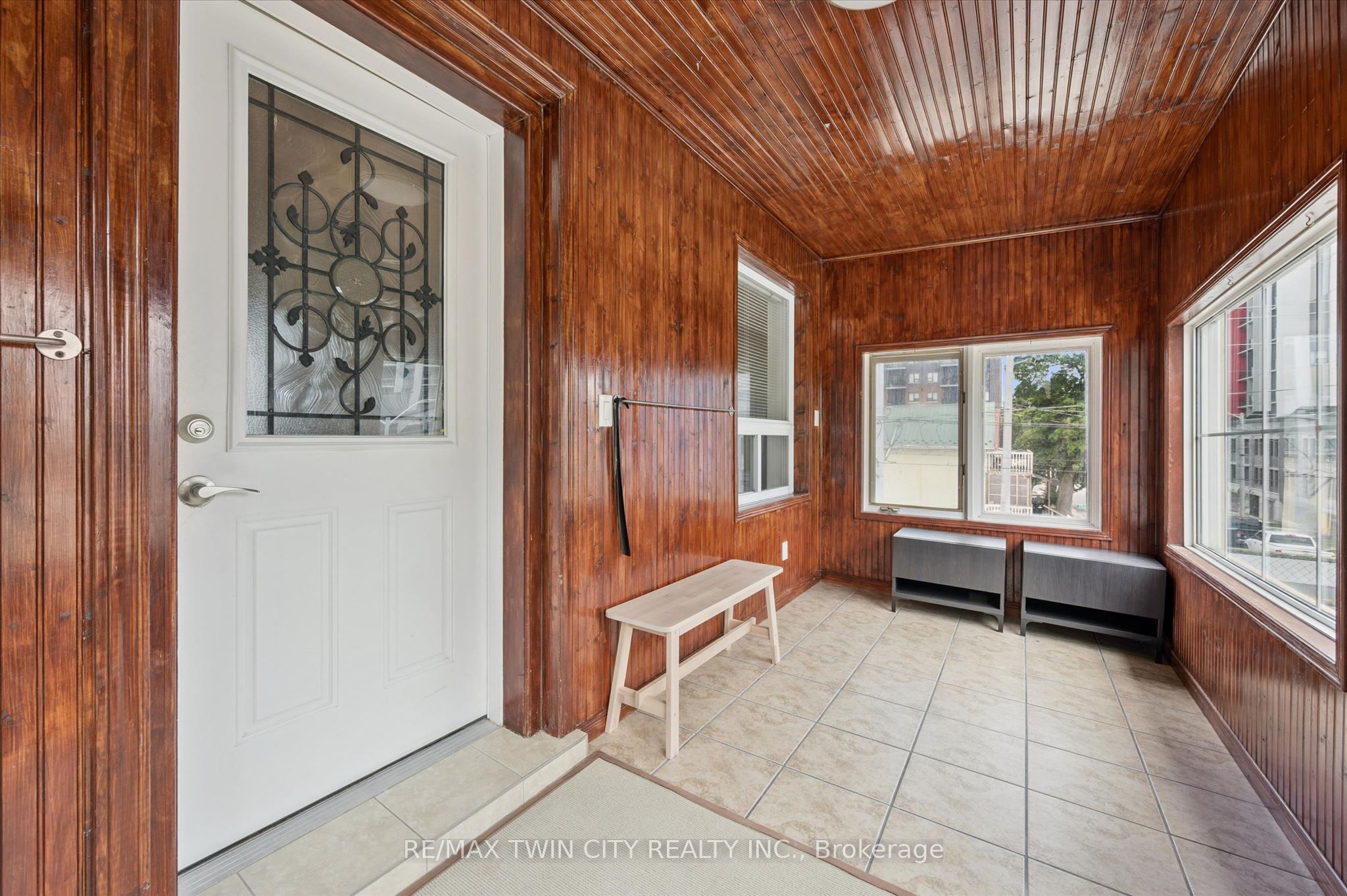 40 Madison Avenue S Property Photo 3