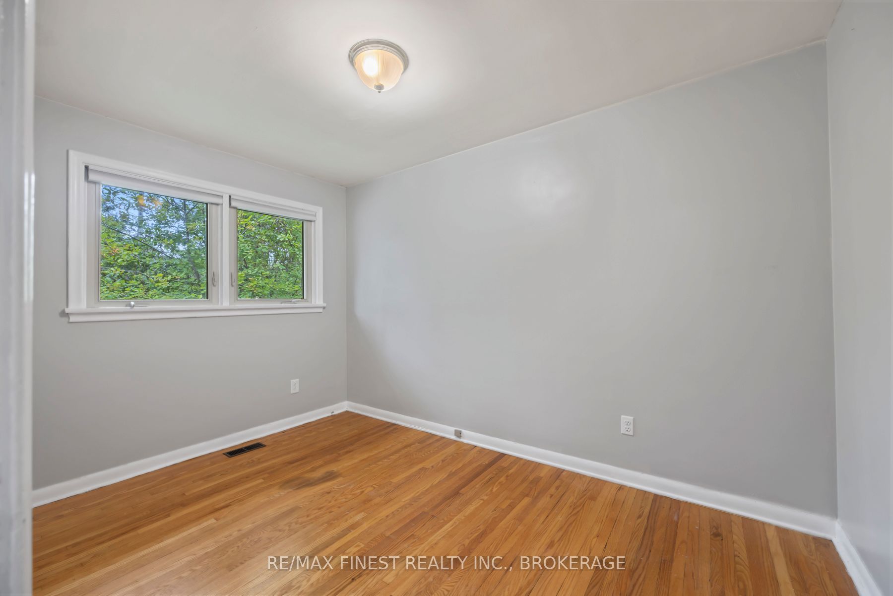 140a Liddell Crescent Property Photo 30