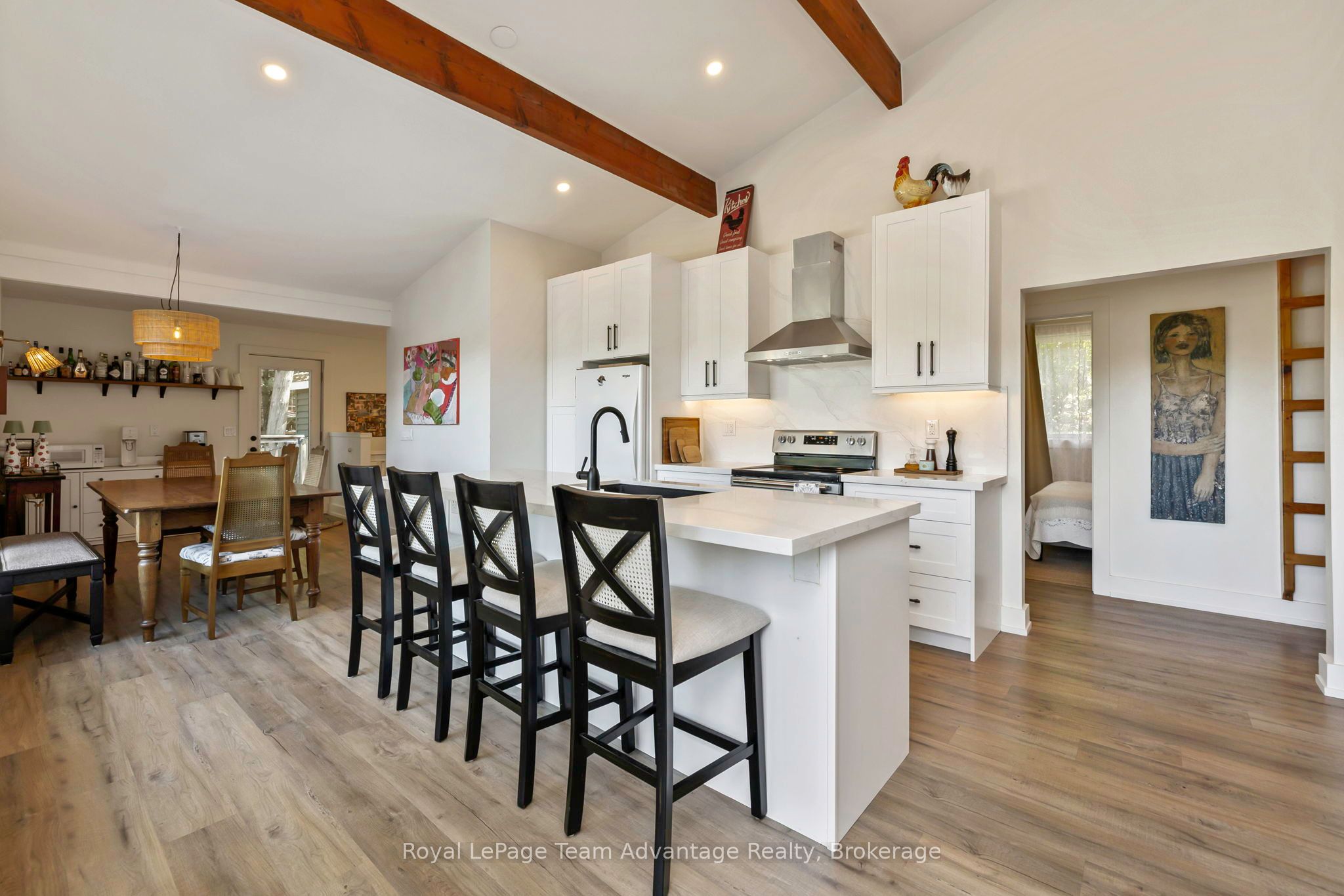 8 Firefly Way Property Photo 16