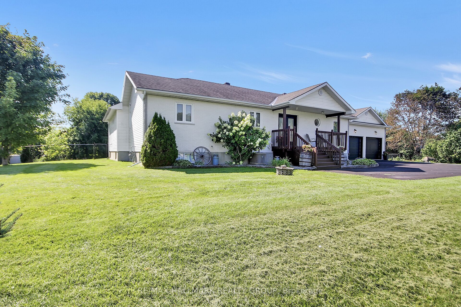 7414 Dawn Tara Drive Property Photo 4