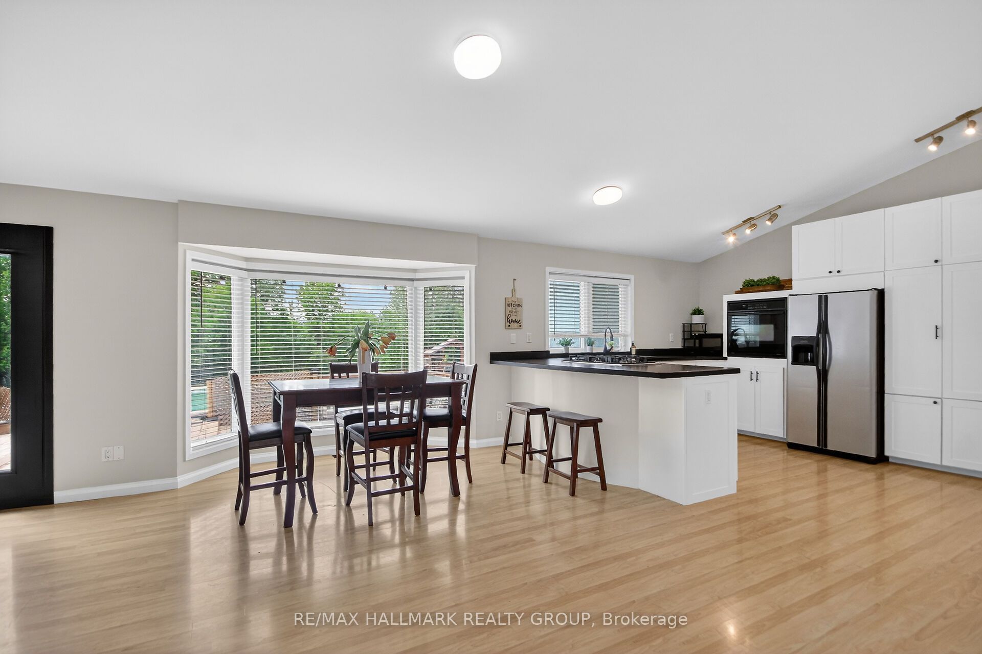 7414 Dawn Tara Drive Property Photo 9