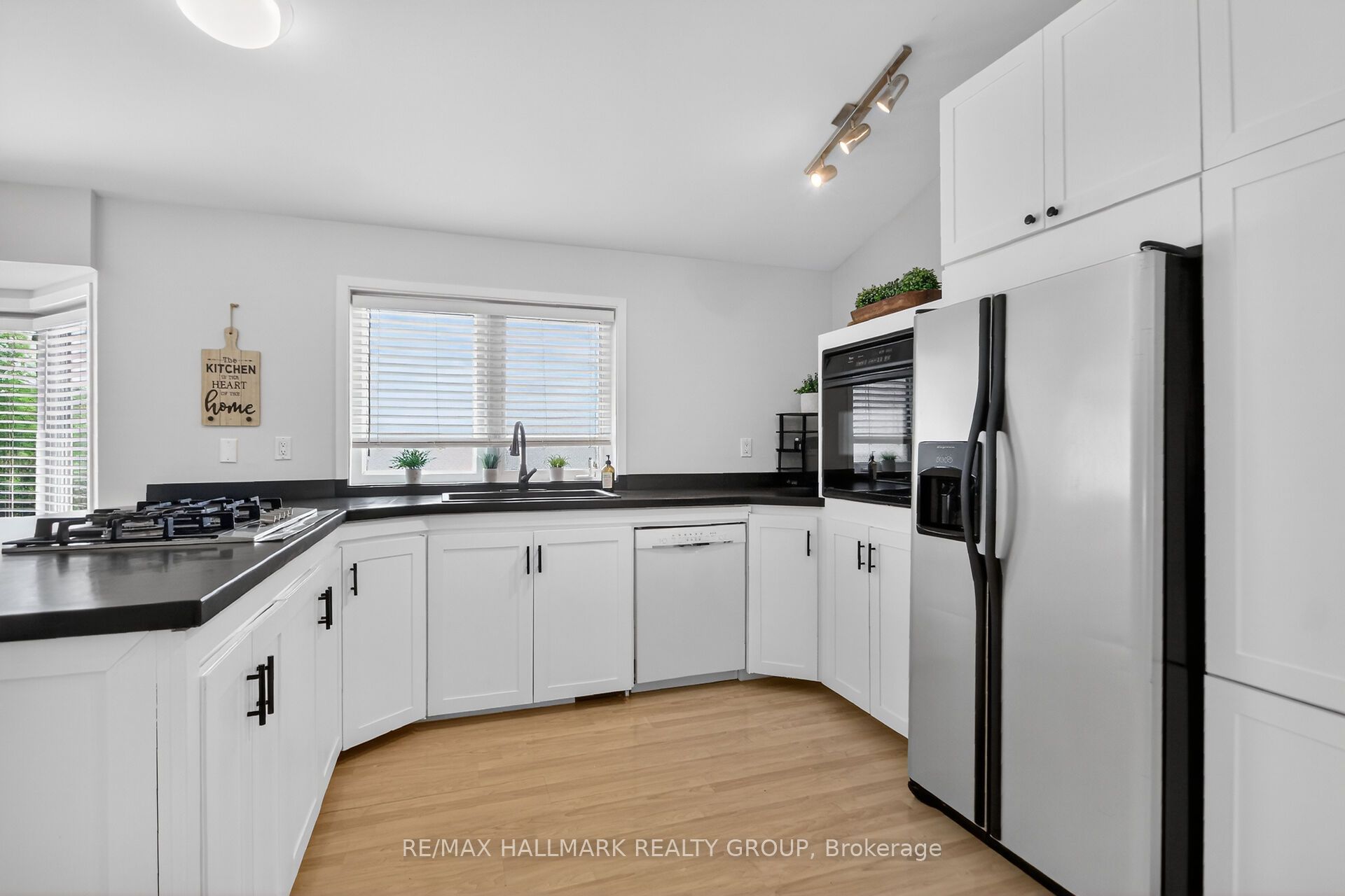 7414 Dawn Tara Drive Property Photo 12