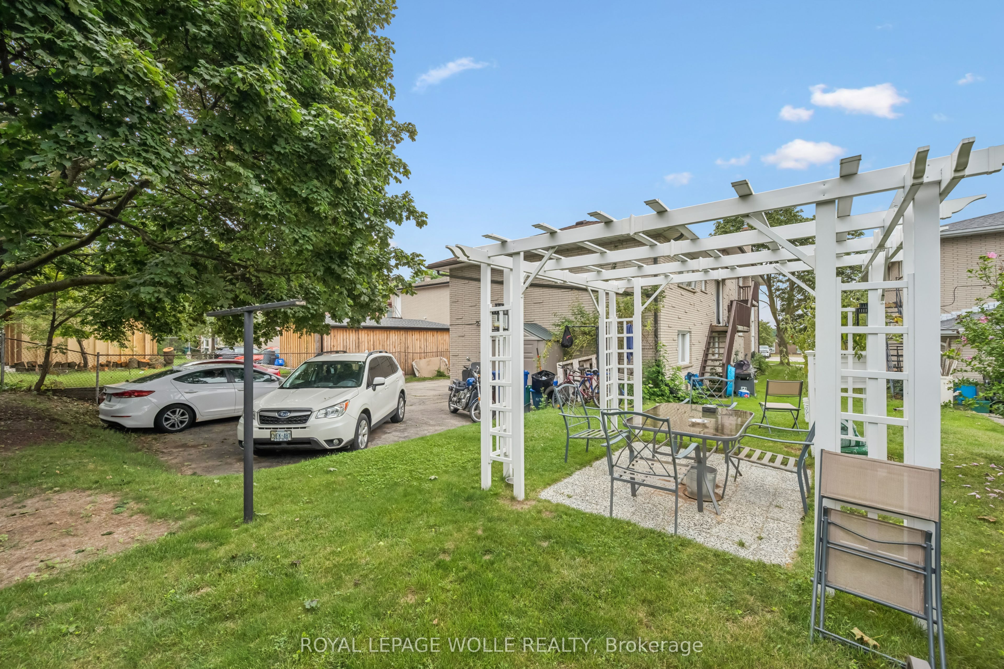 101 Secord Avenue Property Photo 43