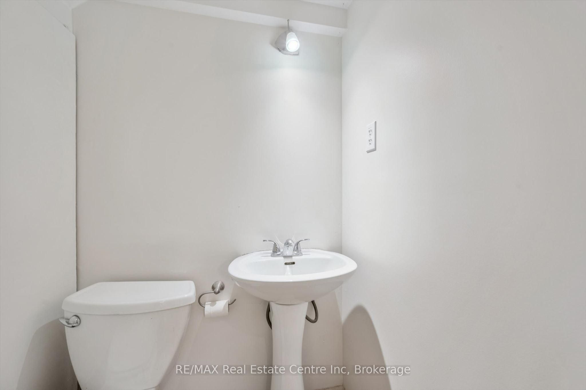 277 Kathleen Street Property Photo 19