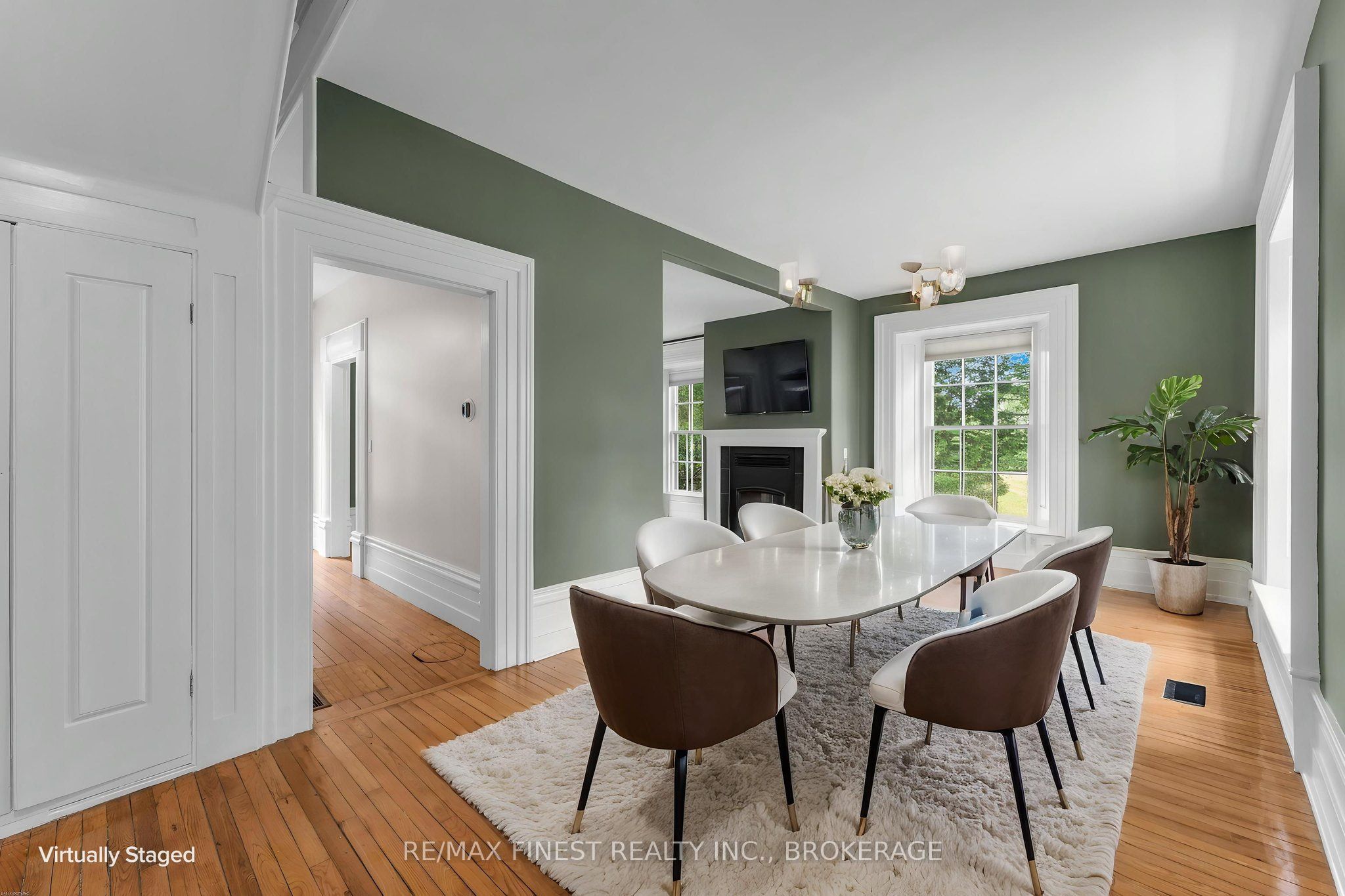 4247 Henderson Road Property Photo 16