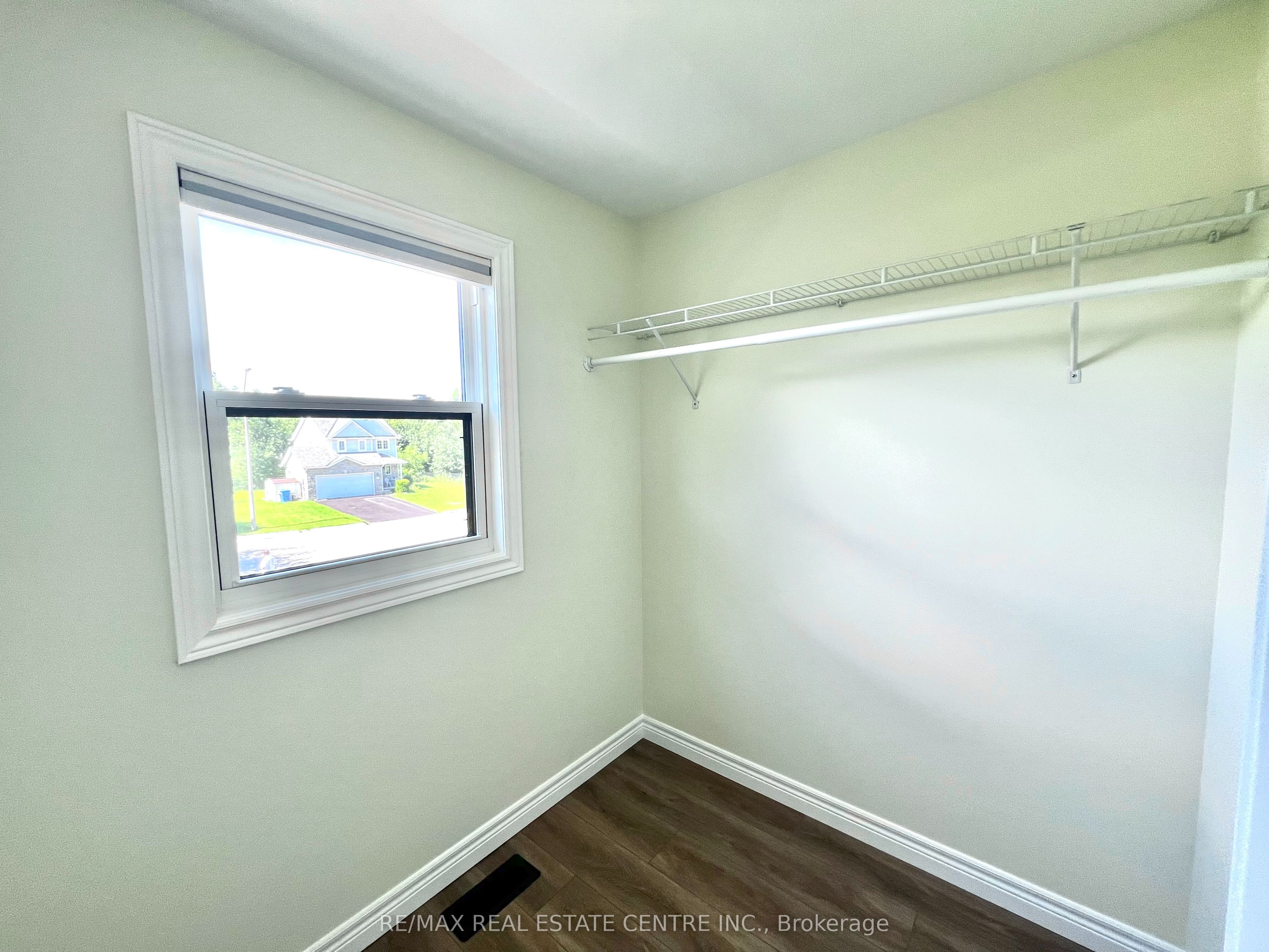 716 Russel Court Property Photo 19