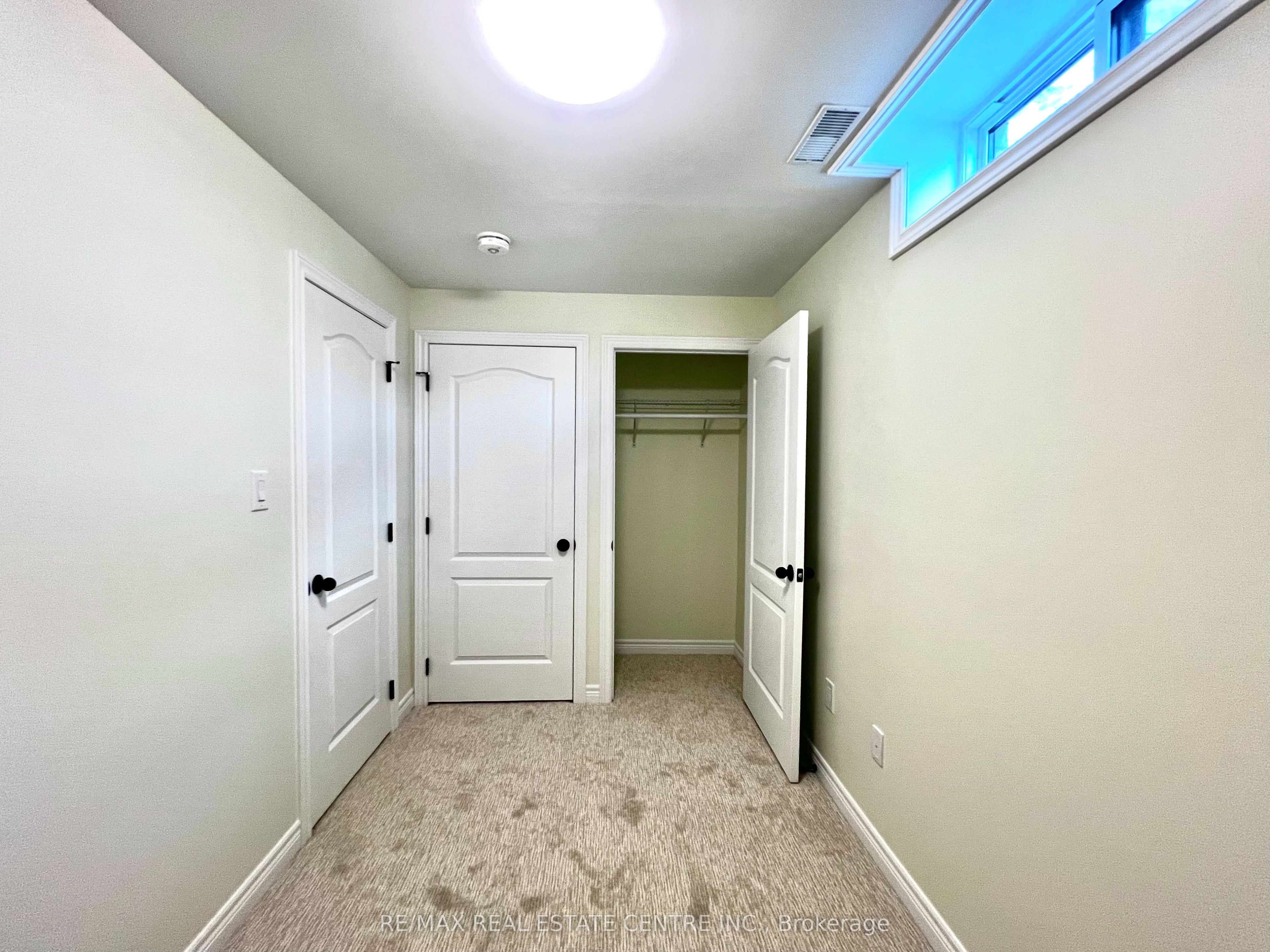 716 Russel Court Property Photo 42
