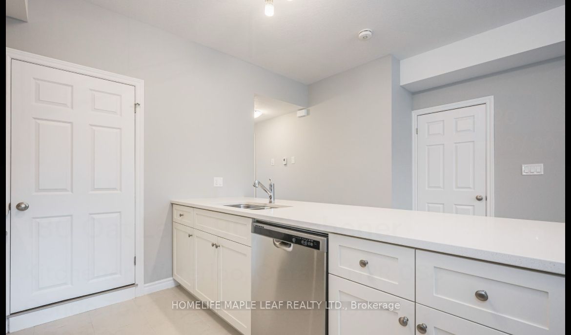 180 Oat Lane Property Photo 10