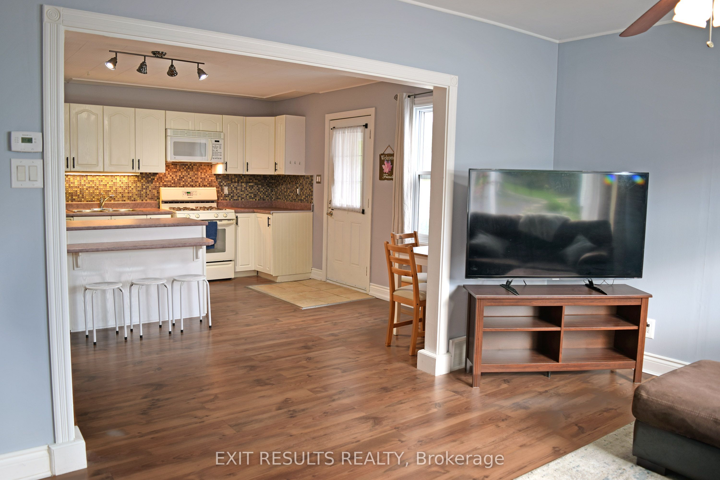 501 St. Louis Street Property Photo 14
