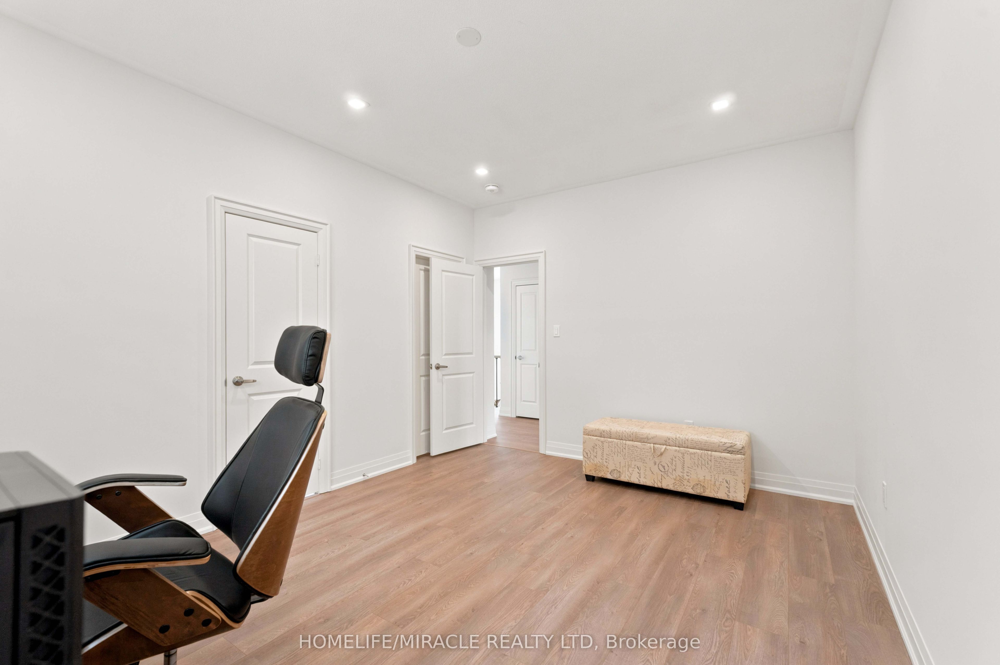 19 Kenesky Drive Property Photo 33