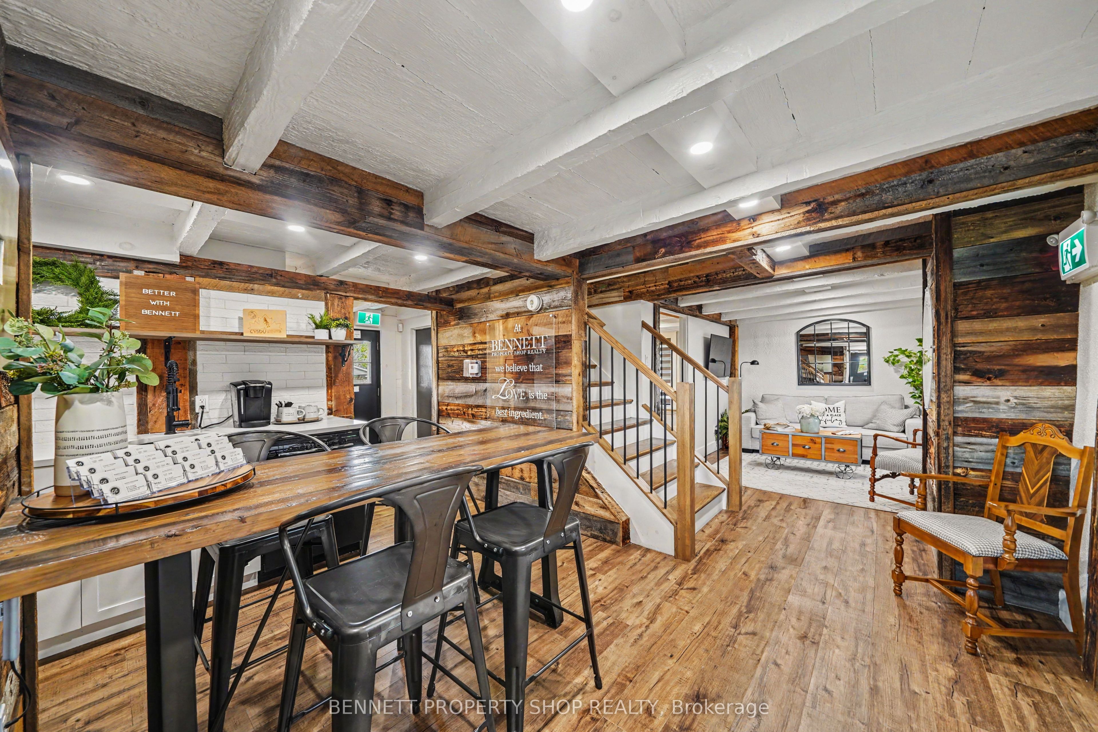 1194 Carp Road Property Photo 6