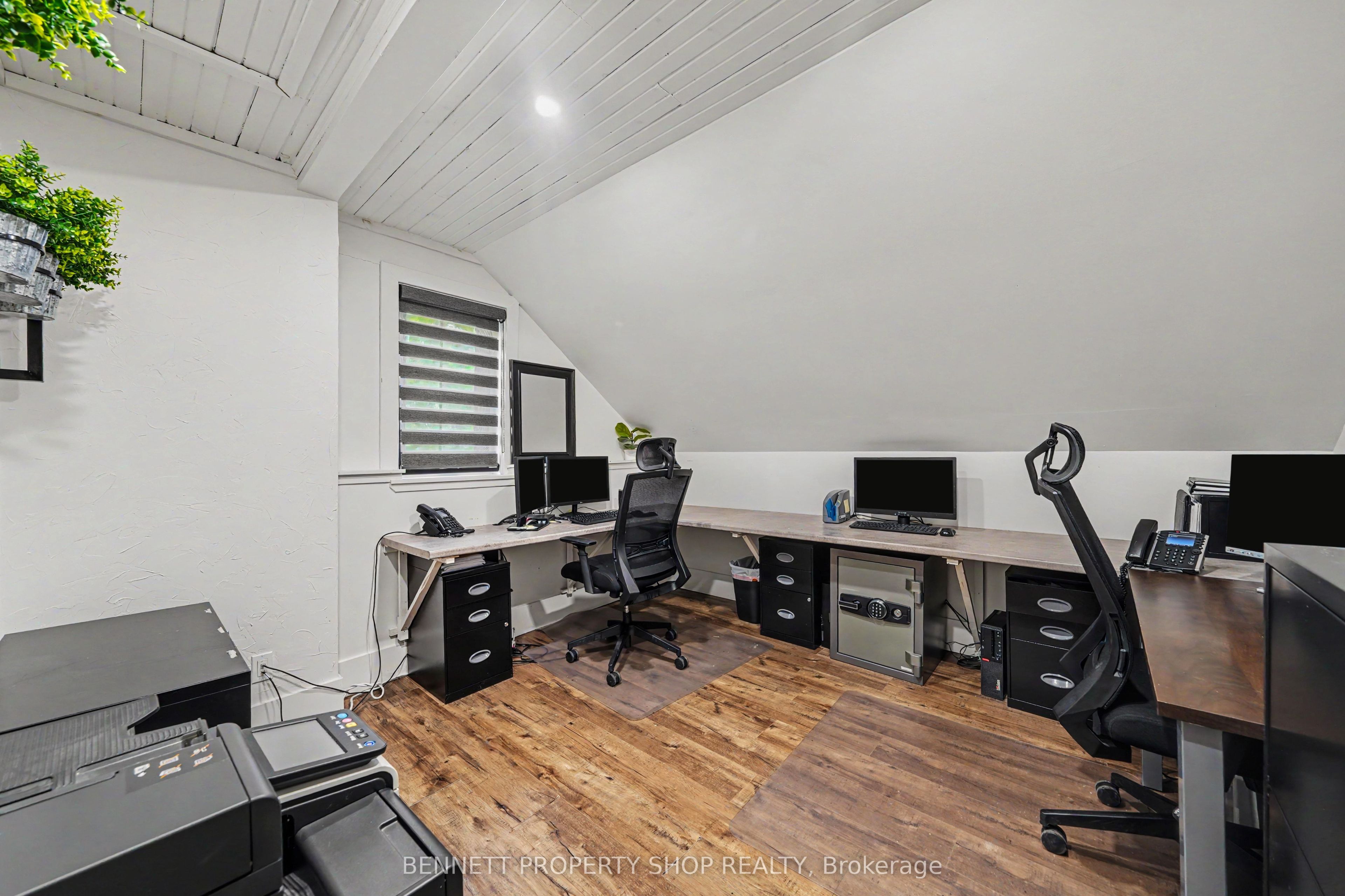 1194 Carp Road Property Photo 14