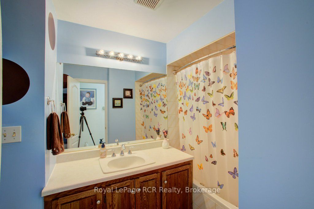 7287 Wellington Rd 109 Property Photo 22