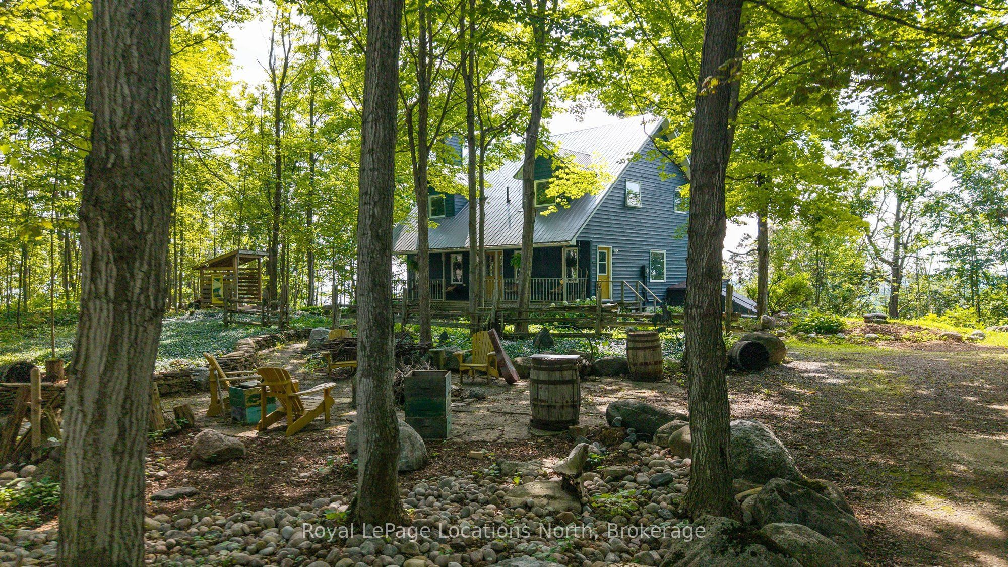 265482 25th Side Road Property Photo 37