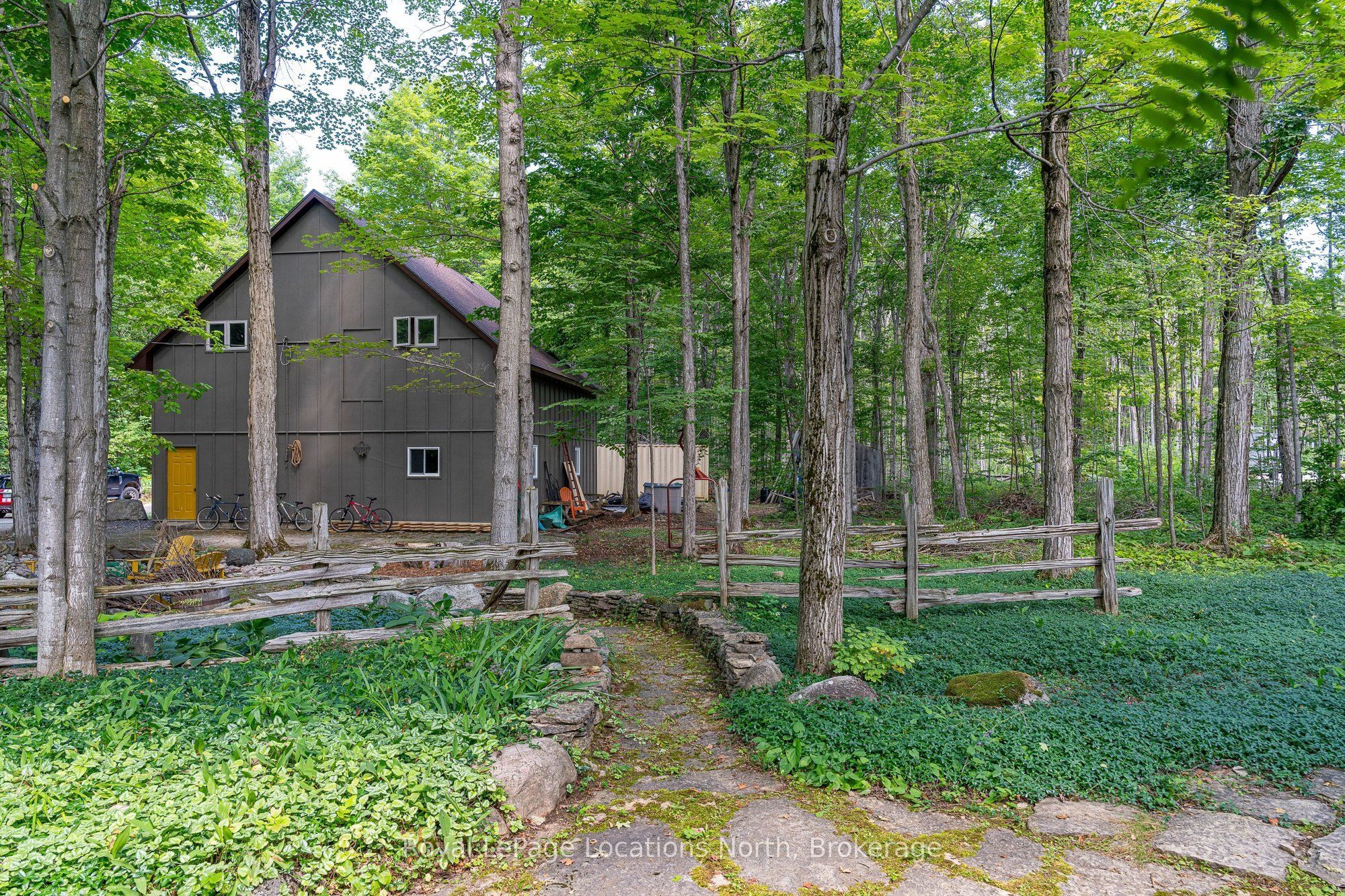 265482 25th Side Road Property Photo 38