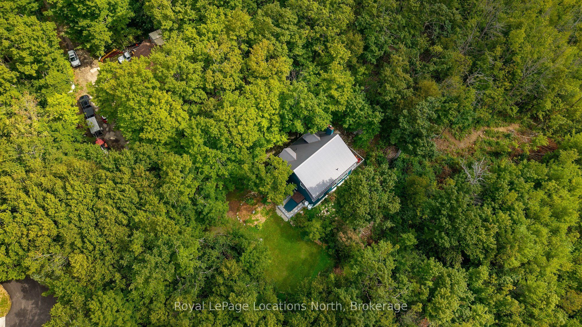 265482 25th Side Road Property Photo 48