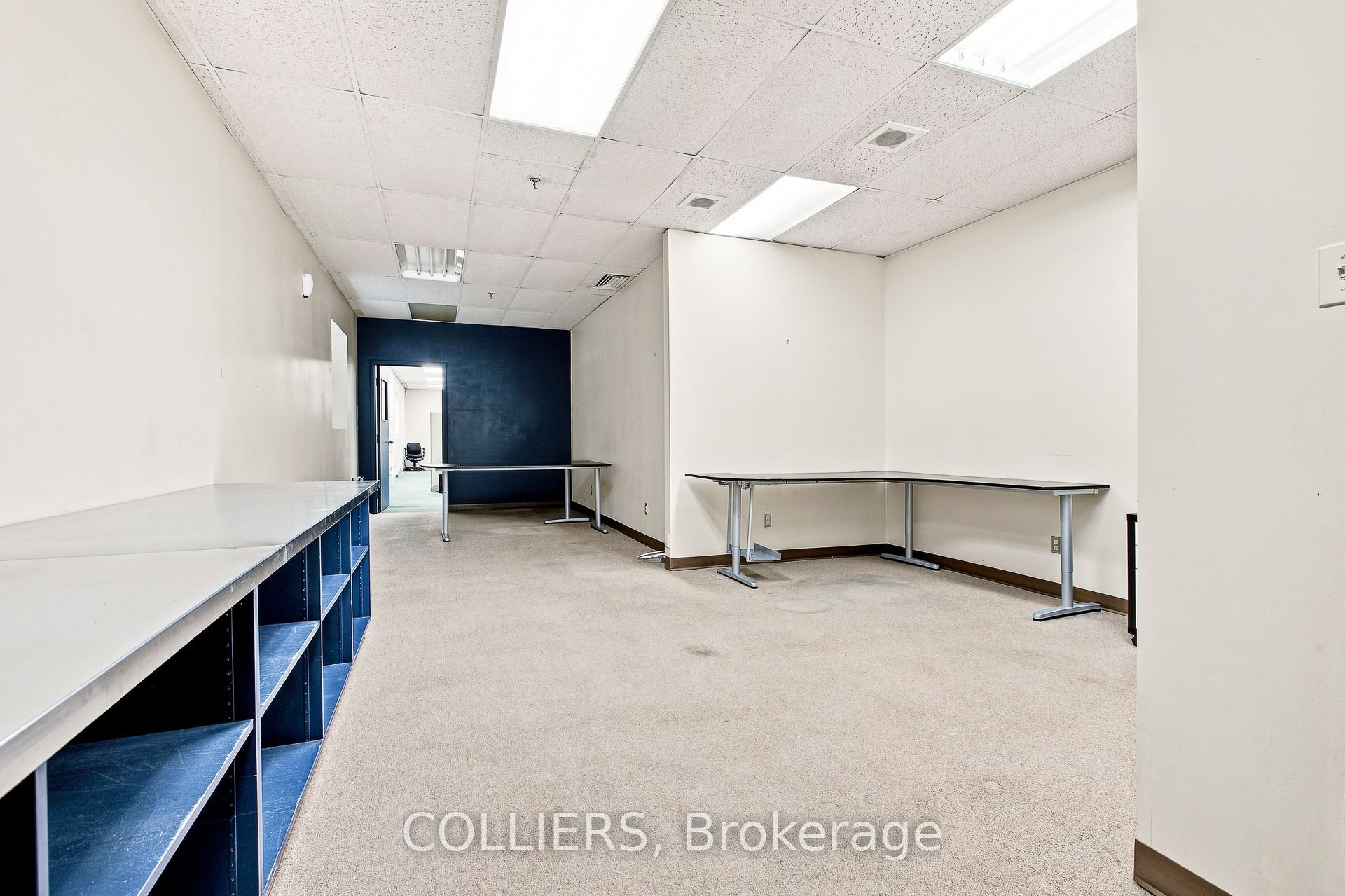 2821 Riverside Drive Property Photo 10