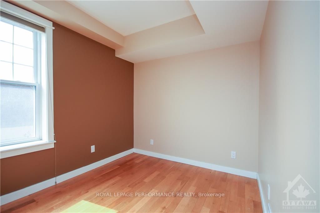 736 Cooper Street W 2 Property Photo 7