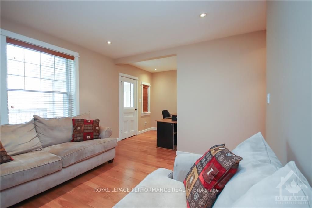 736 Cooper Street W 2 Property Photo 14