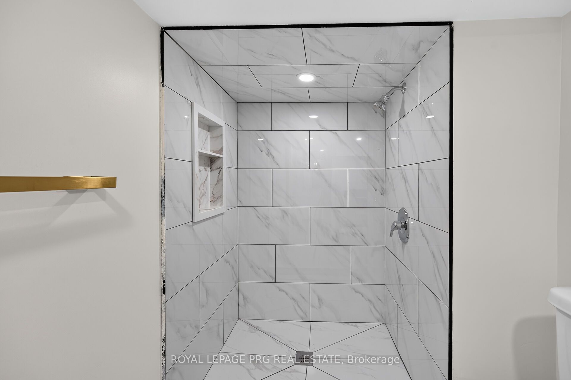 29 Mckinstry Street Property Photo 40