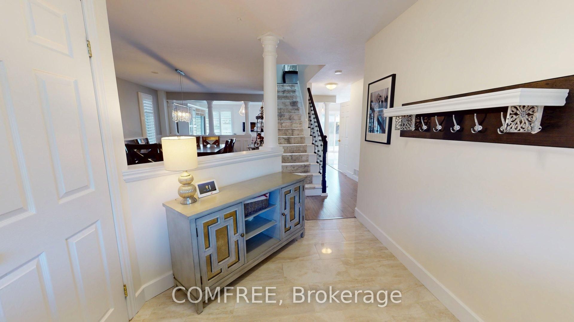 723 Munich Circle Property Photo 3