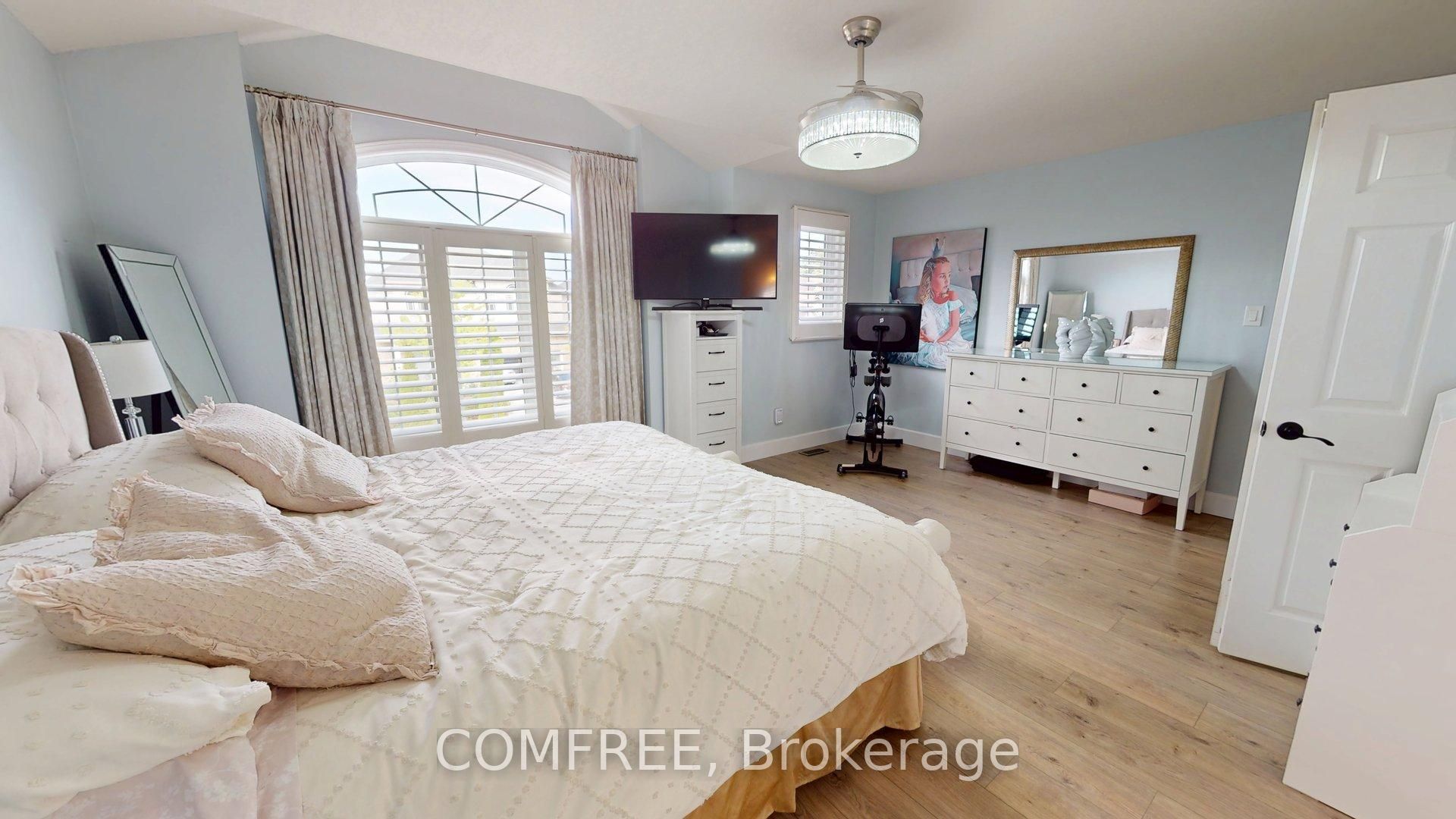 723 Munich Circle Property Photo 13
