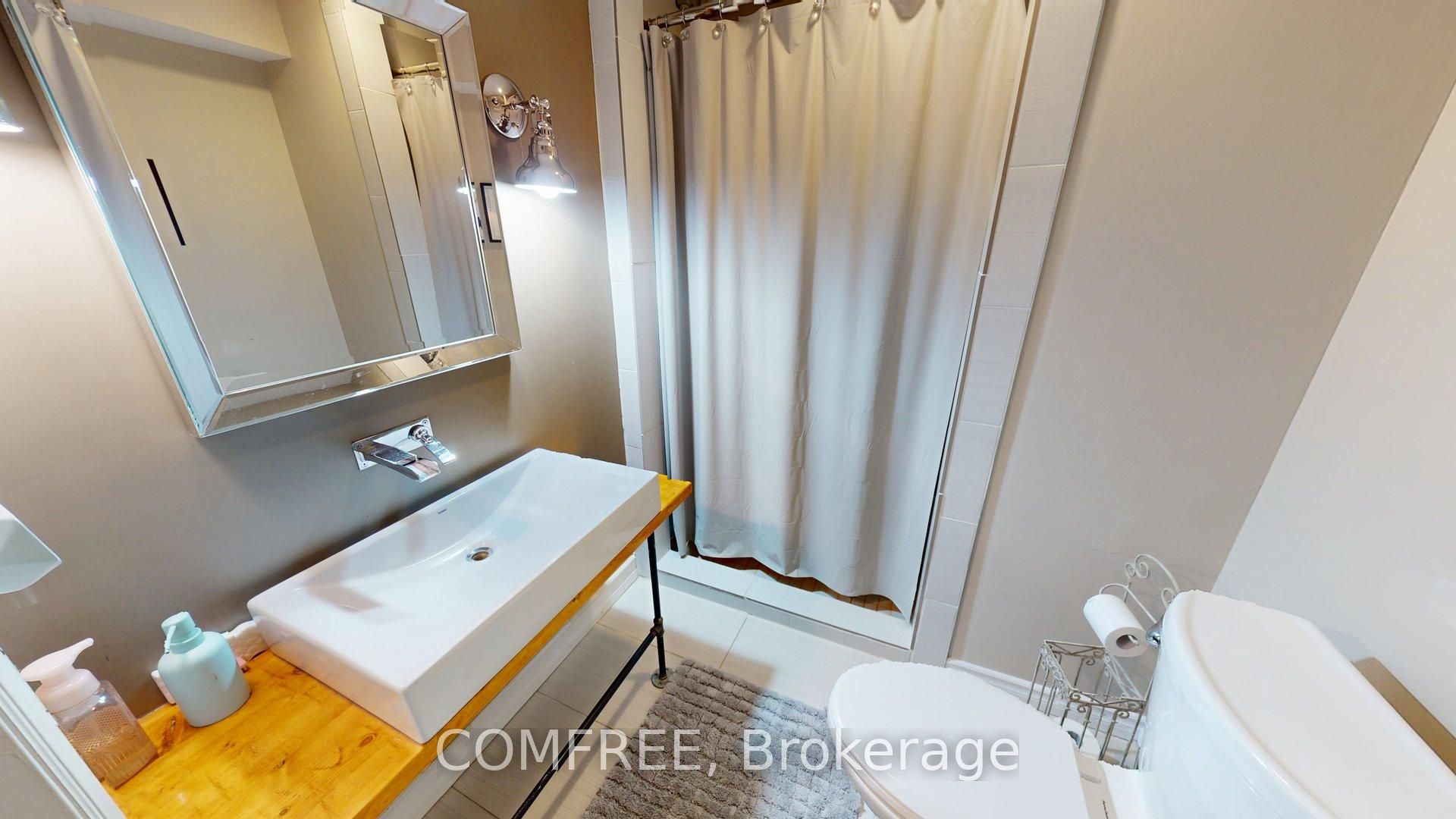 723 Munich Circle Property Photo 26
