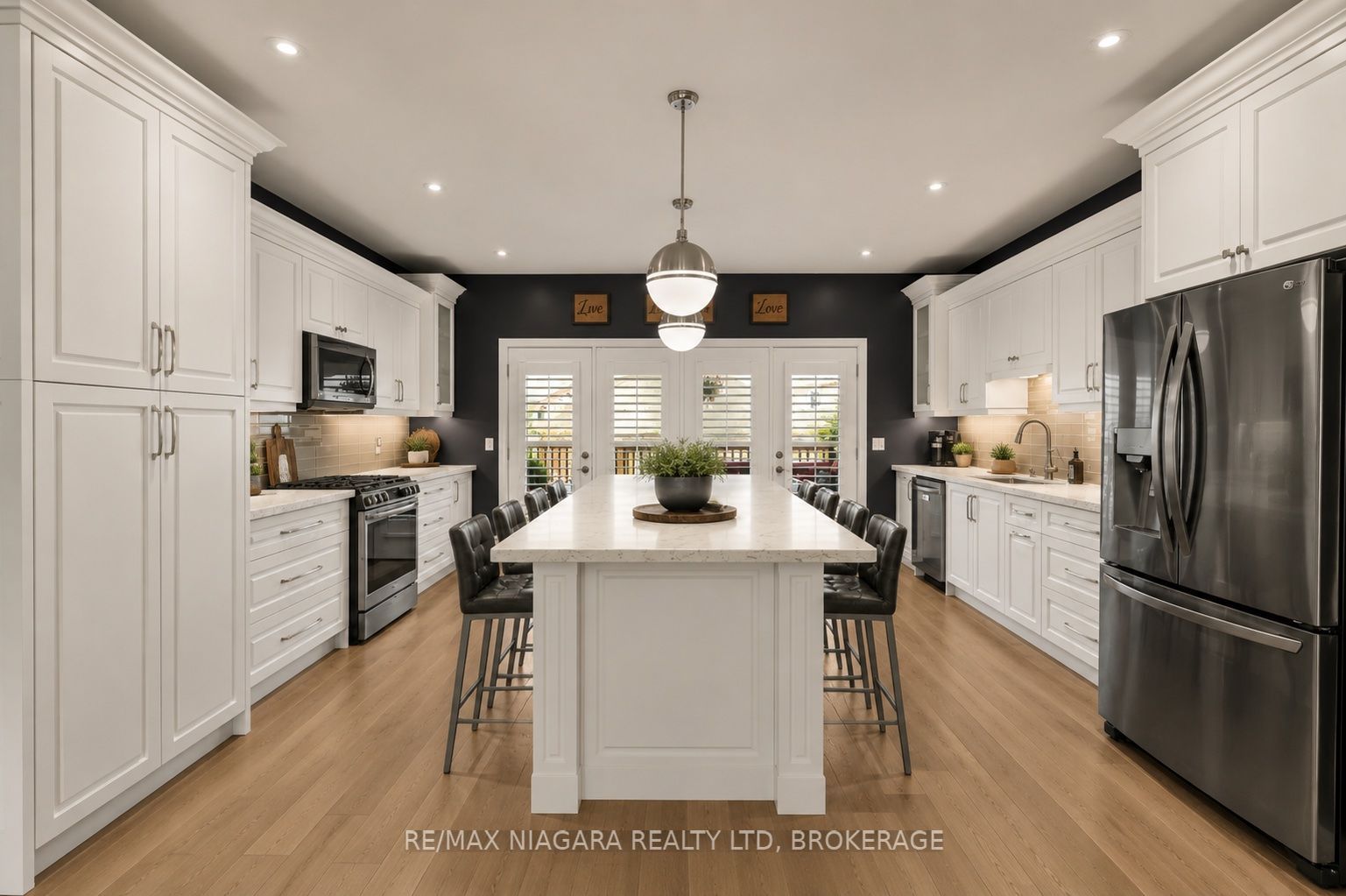 3 Delicious Court Property Photo 11