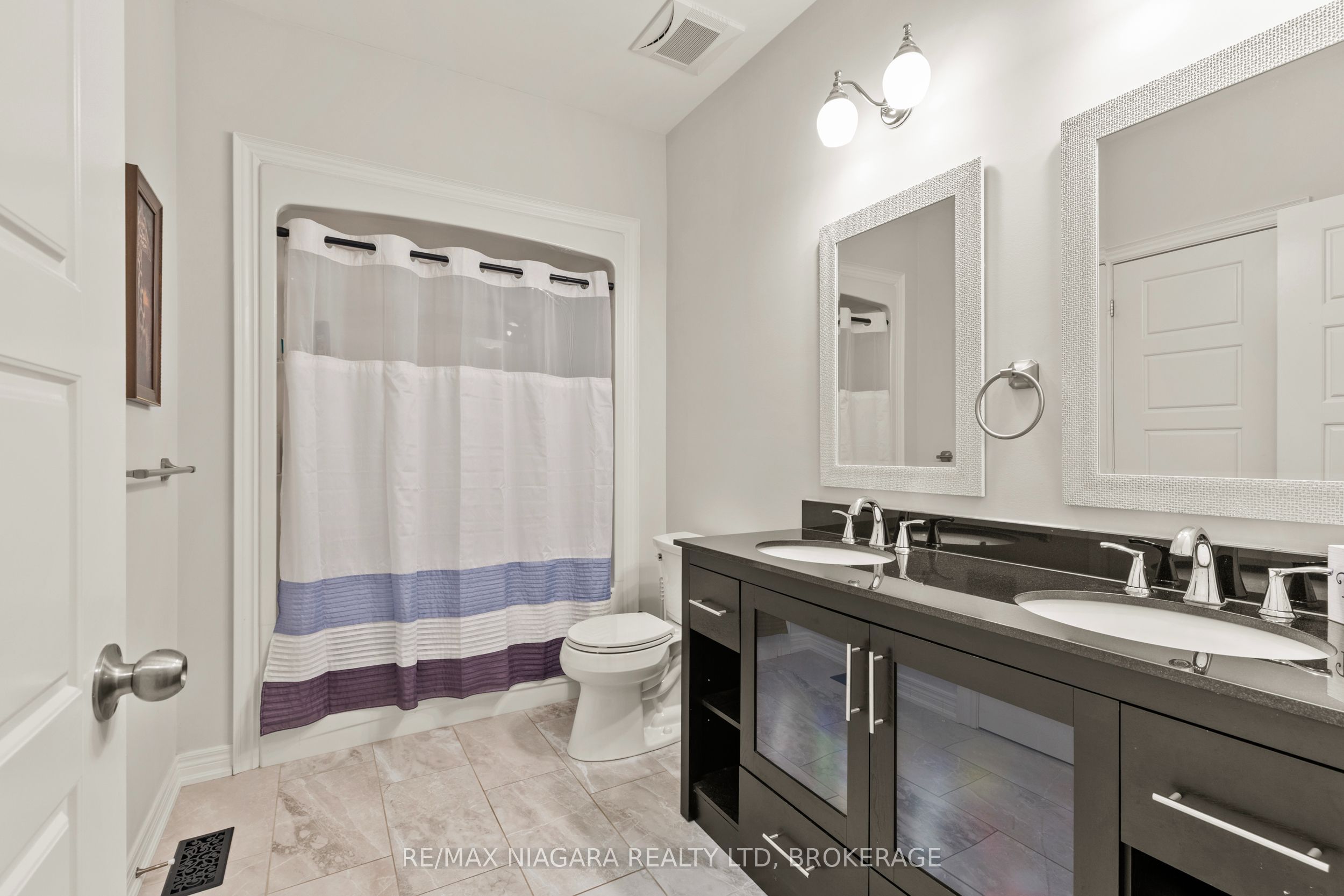 3 Delicious Court Property Photo 19