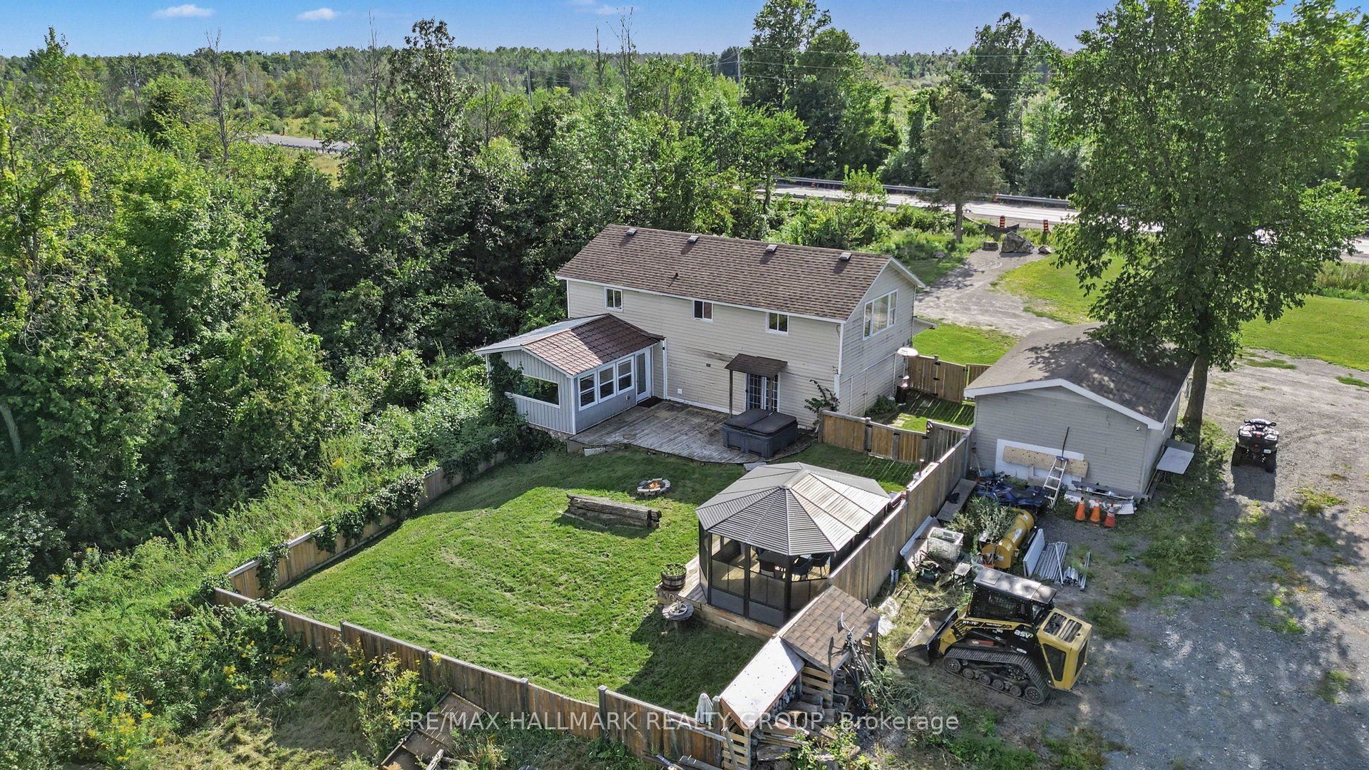8784 15 Highway Property Photo 2