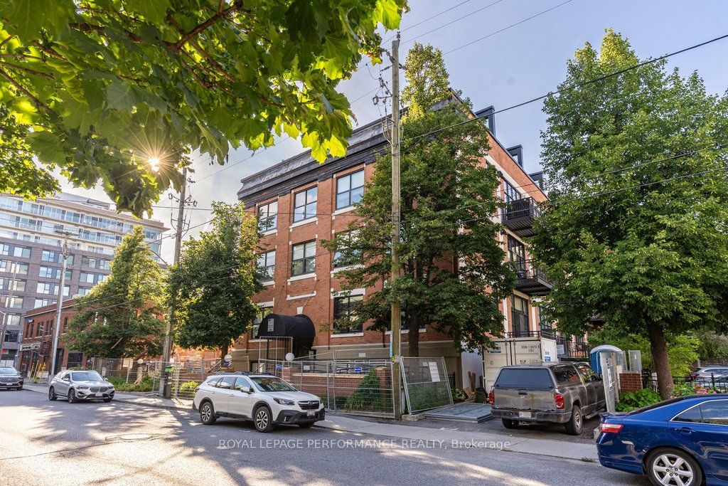 255 Argyle Avenue Ph4 & Ph6 Property Photo 1