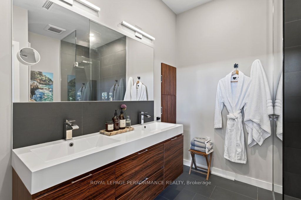 255 Argyle Avenue Ph4 & Ph6 Property Photo 24
