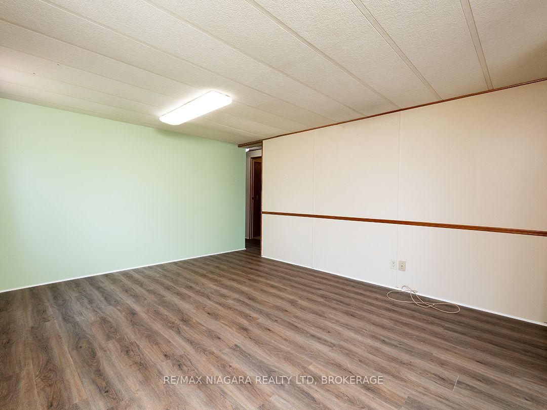 3033 Townline Road 1 Property Photo 13