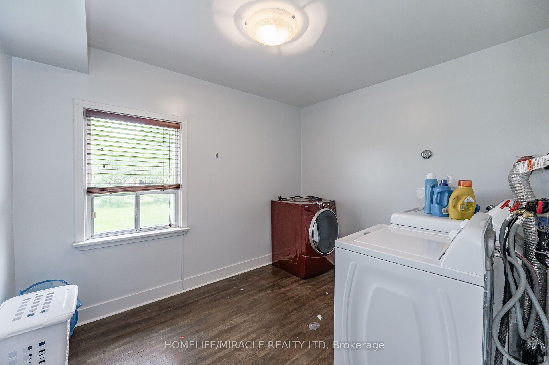 1388 Highway 6 N Property Photo 13