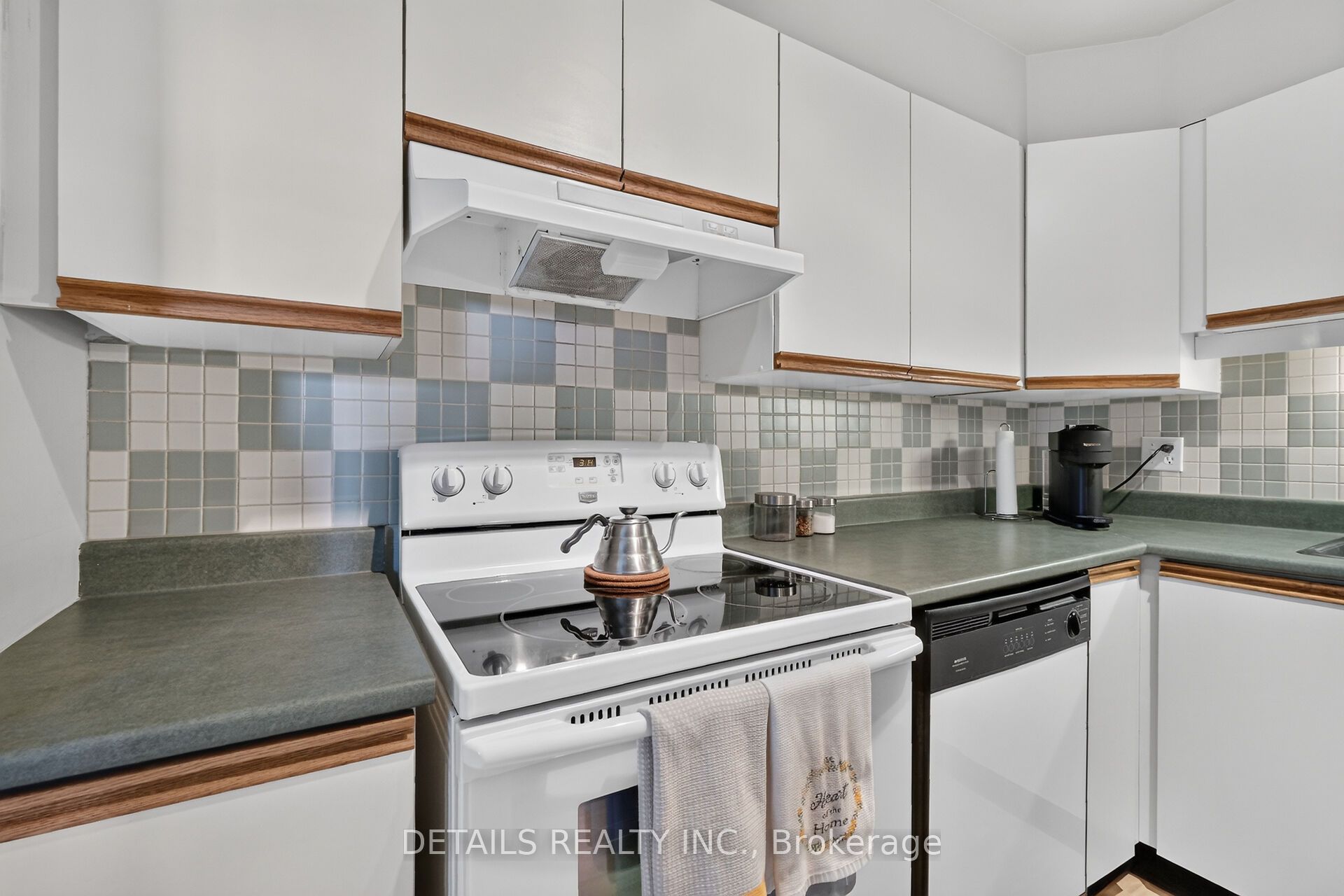 1 Stonebank Crescent 7 Property Photo 20