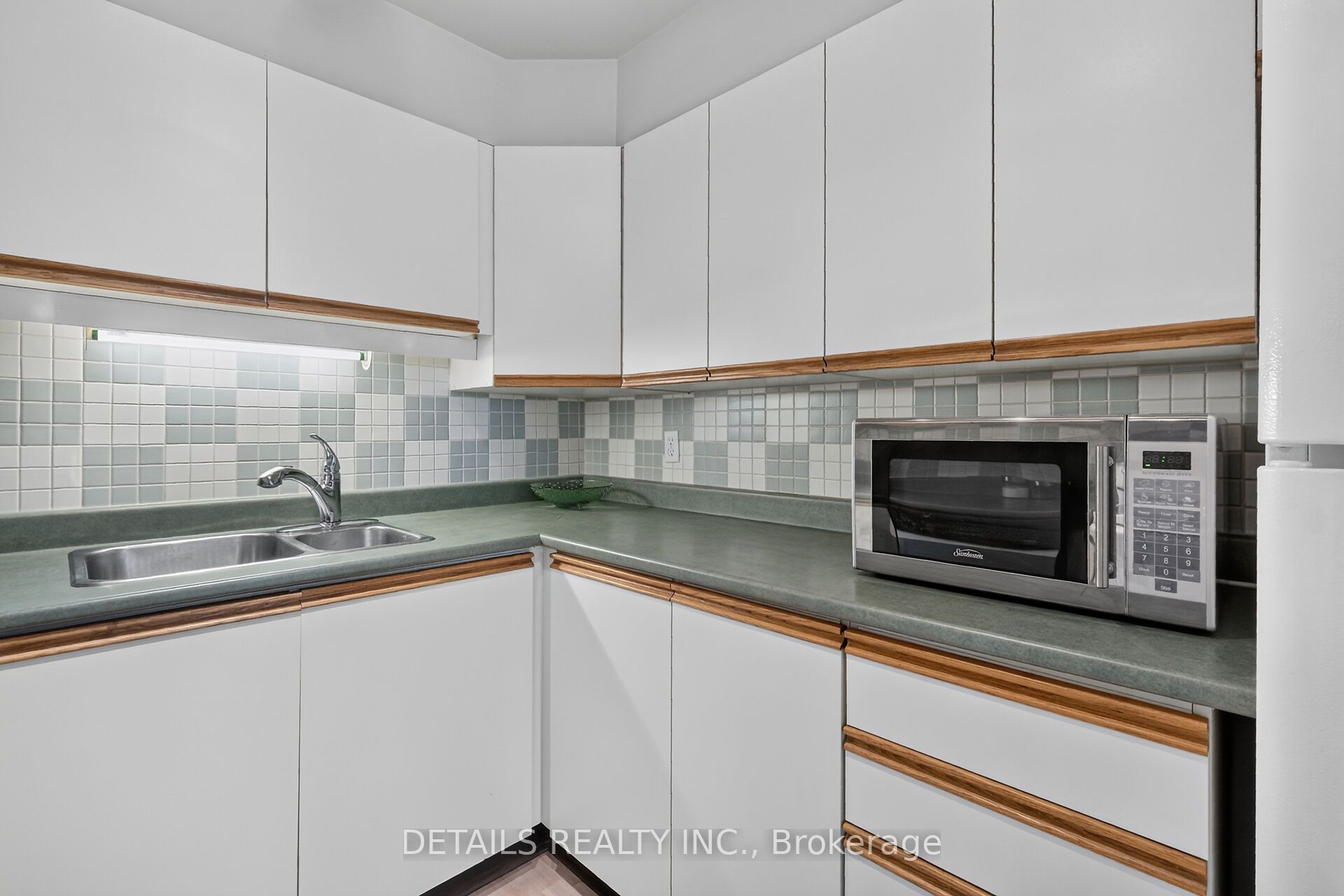1 Stonebank Crescent 7 Property Photo 21