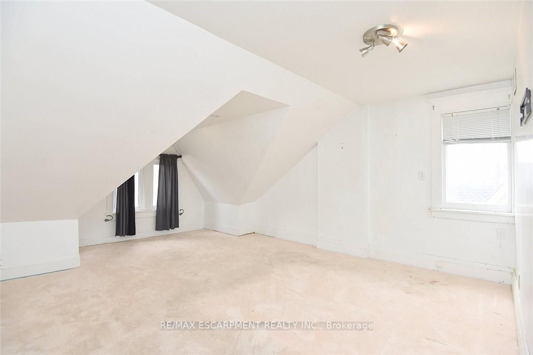 103 Sherman Avenue S Property Photo 27