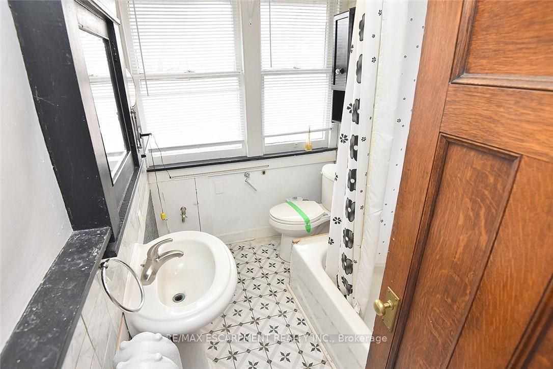103 Sherman Avenue S Property Photo 33